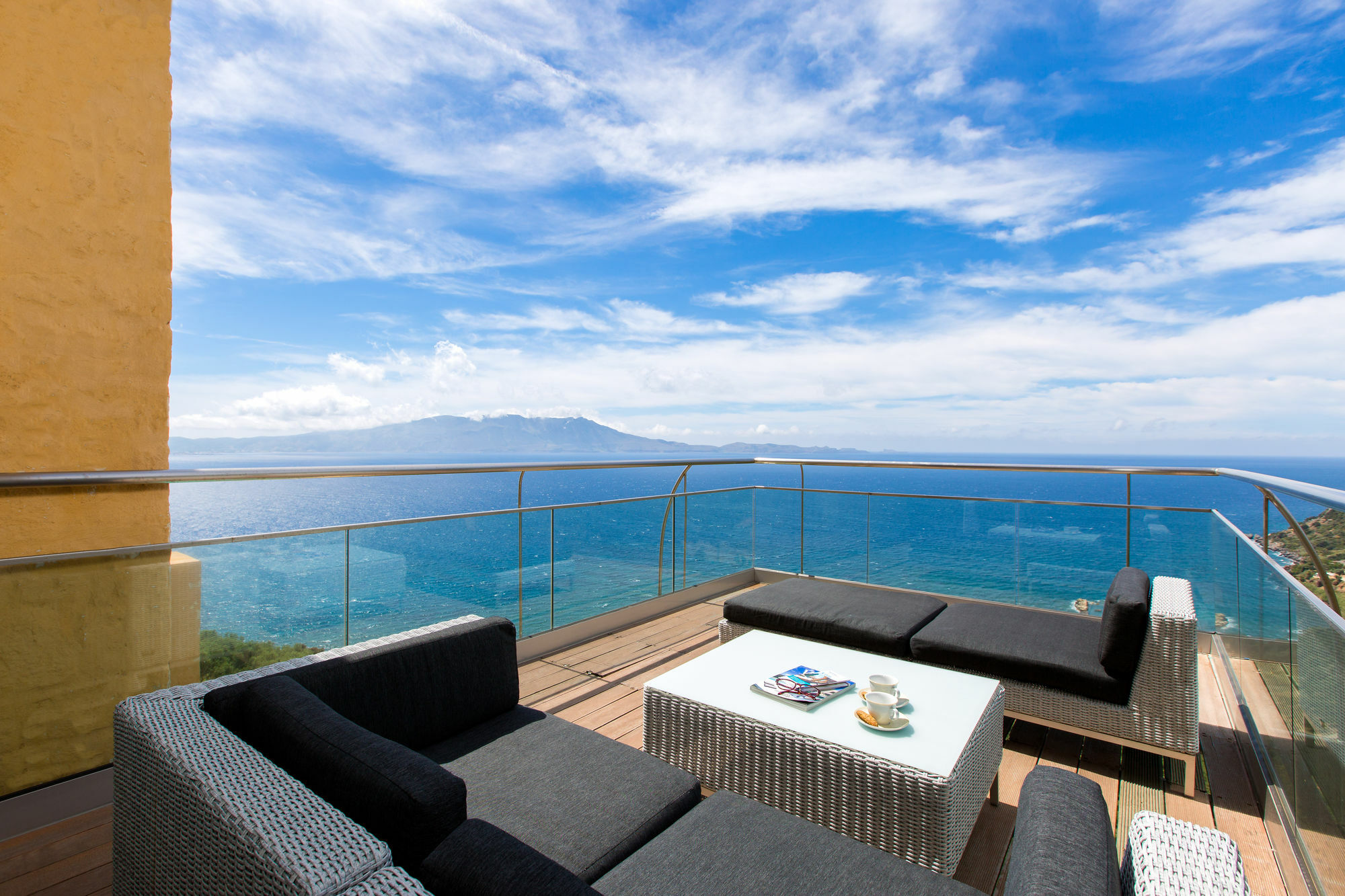 Villa Eleni'S Serenity - Discovering Sapphire Harmonies