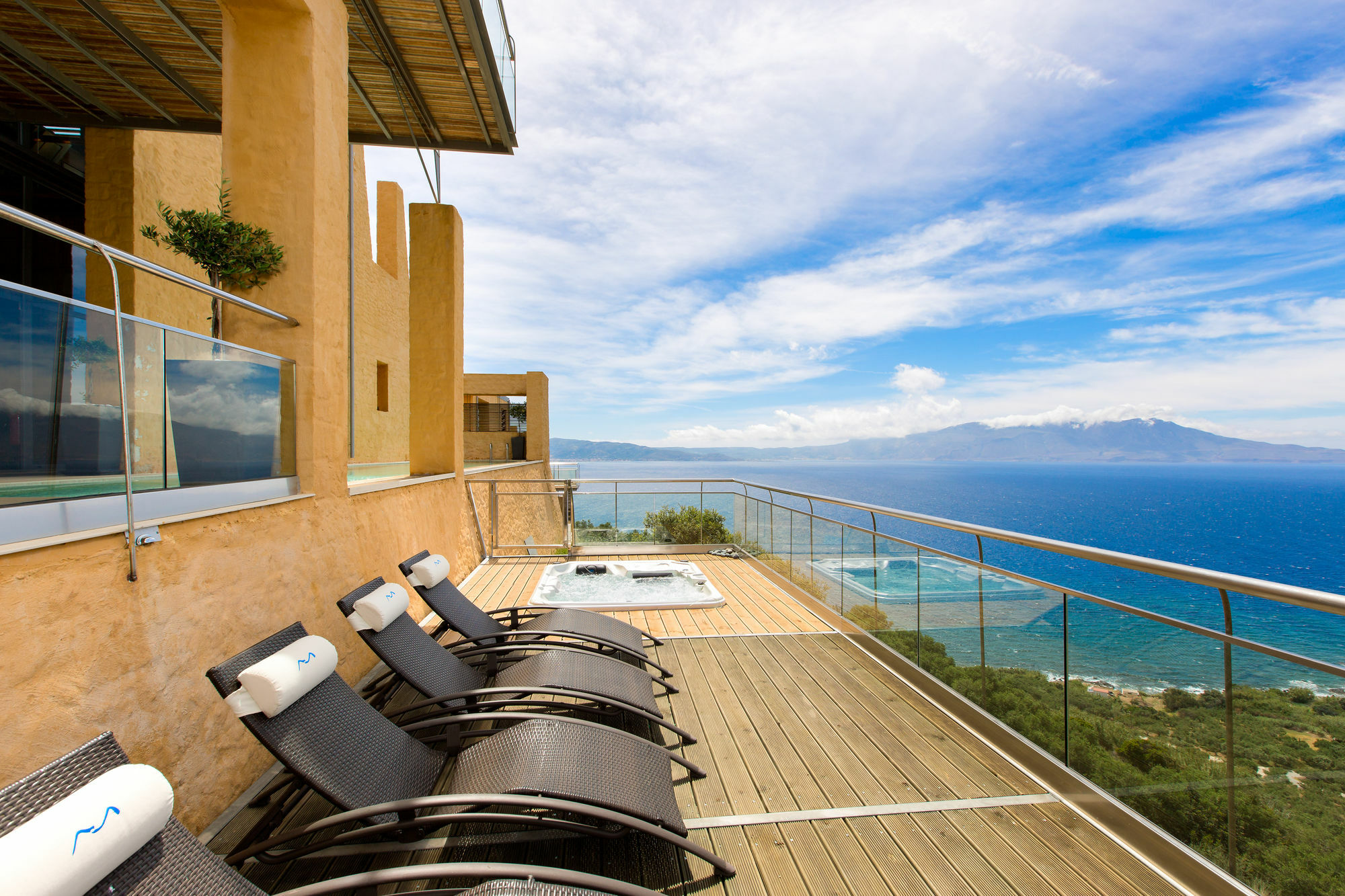 Villa Eleni'S Serenity - Discovering Sapphire Harmonies *