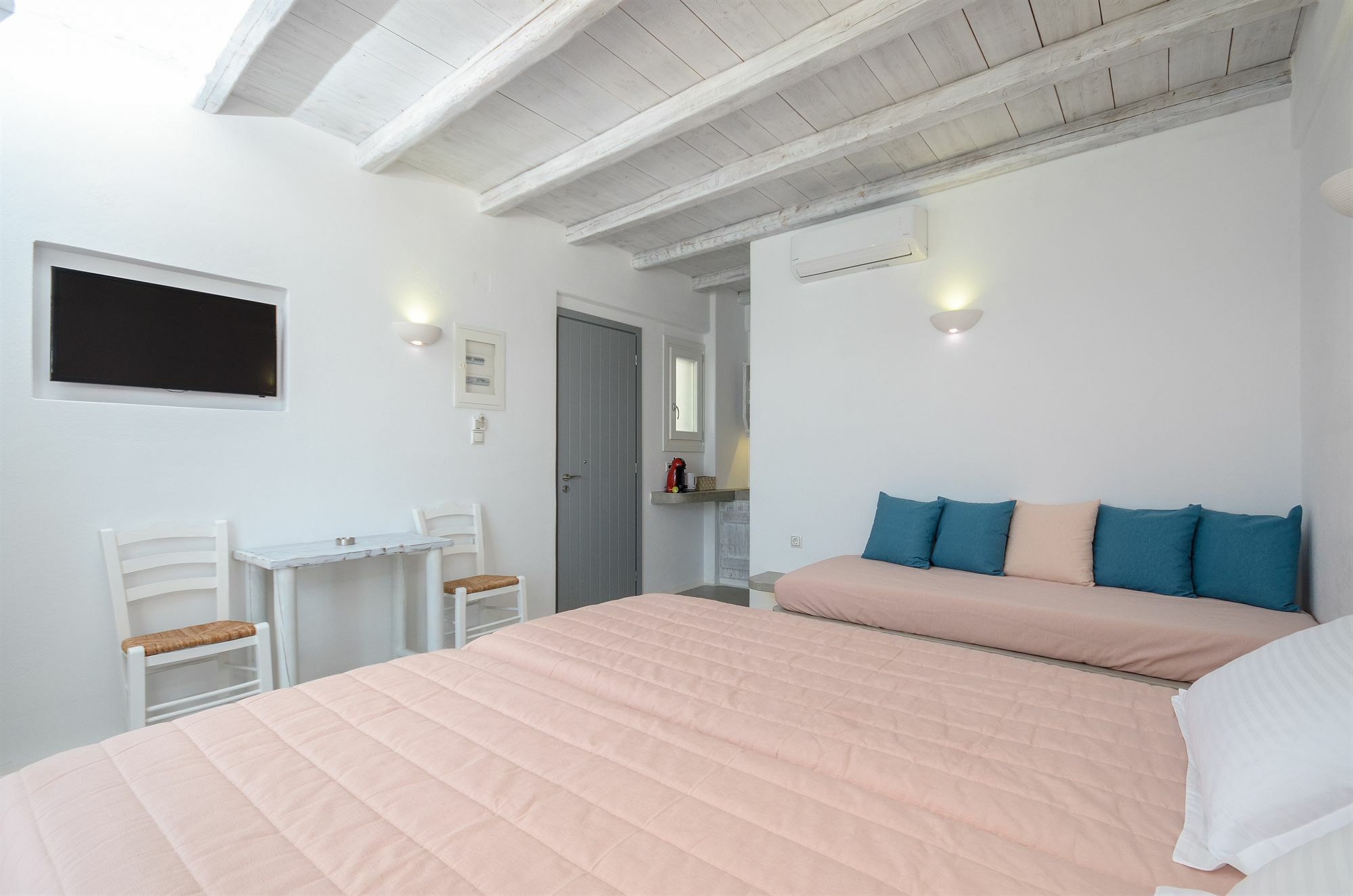Naxian Althea Apartment