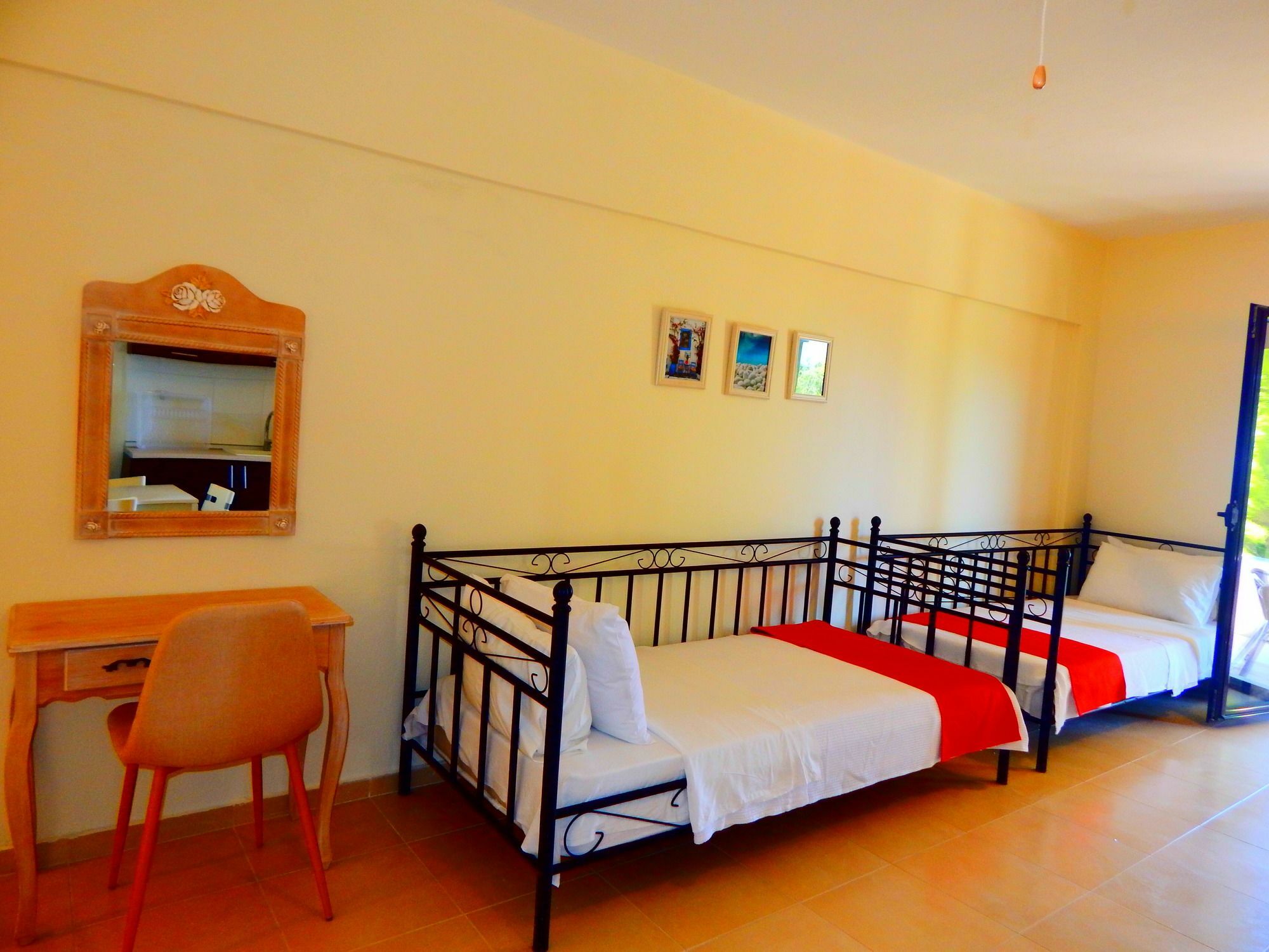 Kripis Apartment