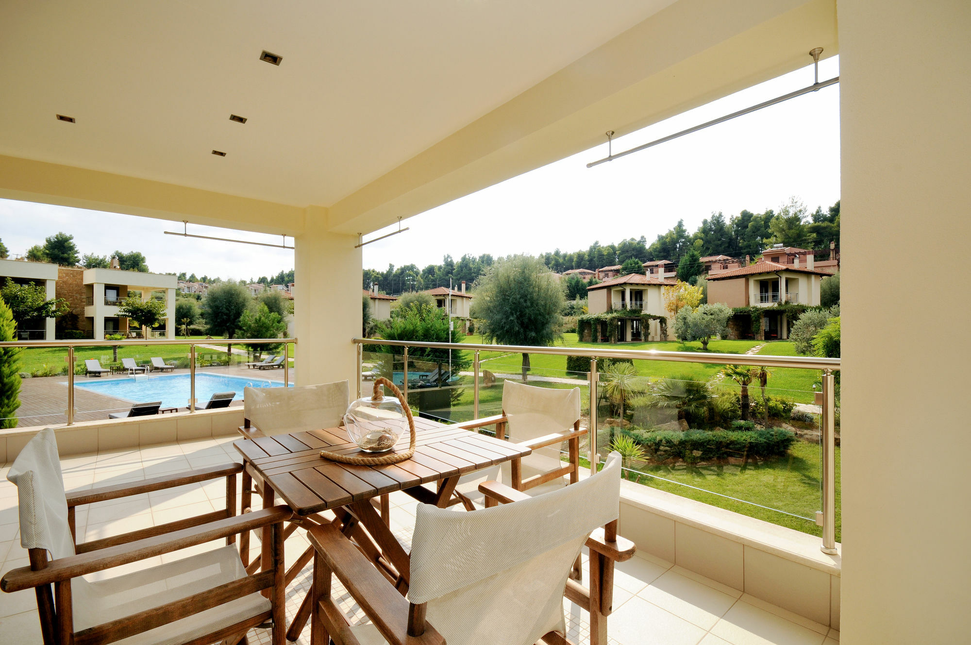 Polyastron Place Apartment