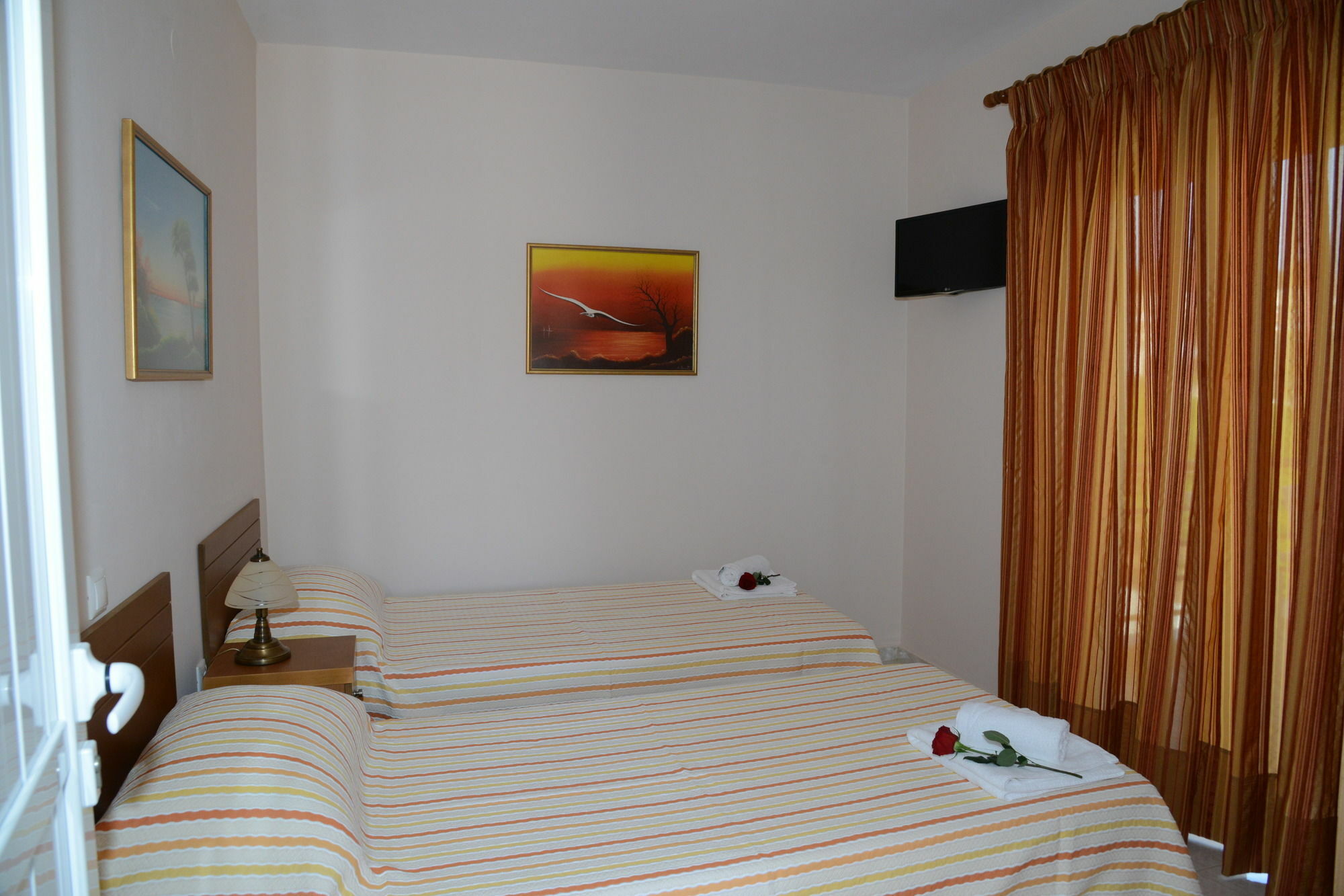 Maria's Filoxenia Aparthotel