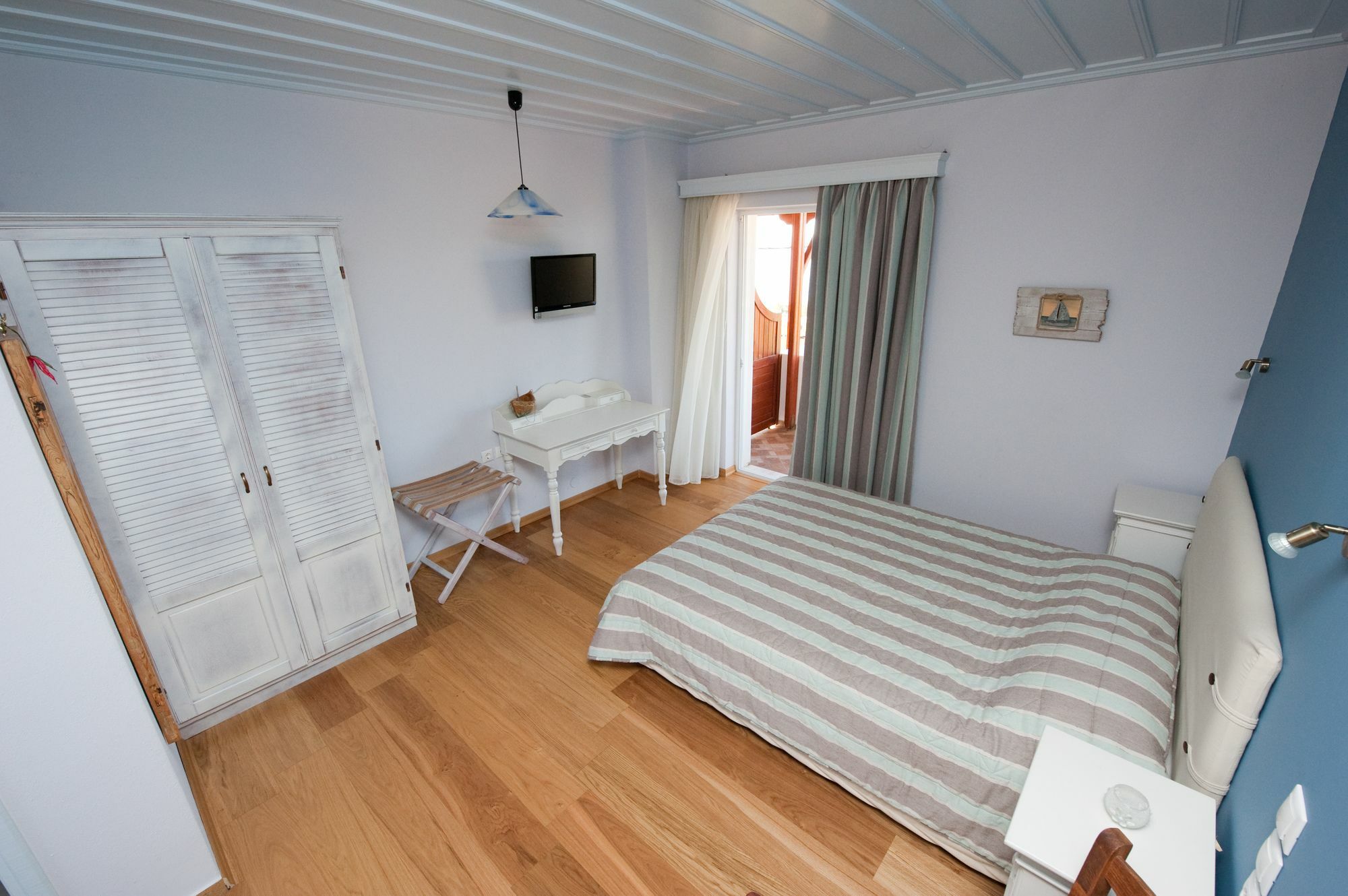 Zorbas Apartment Volissos