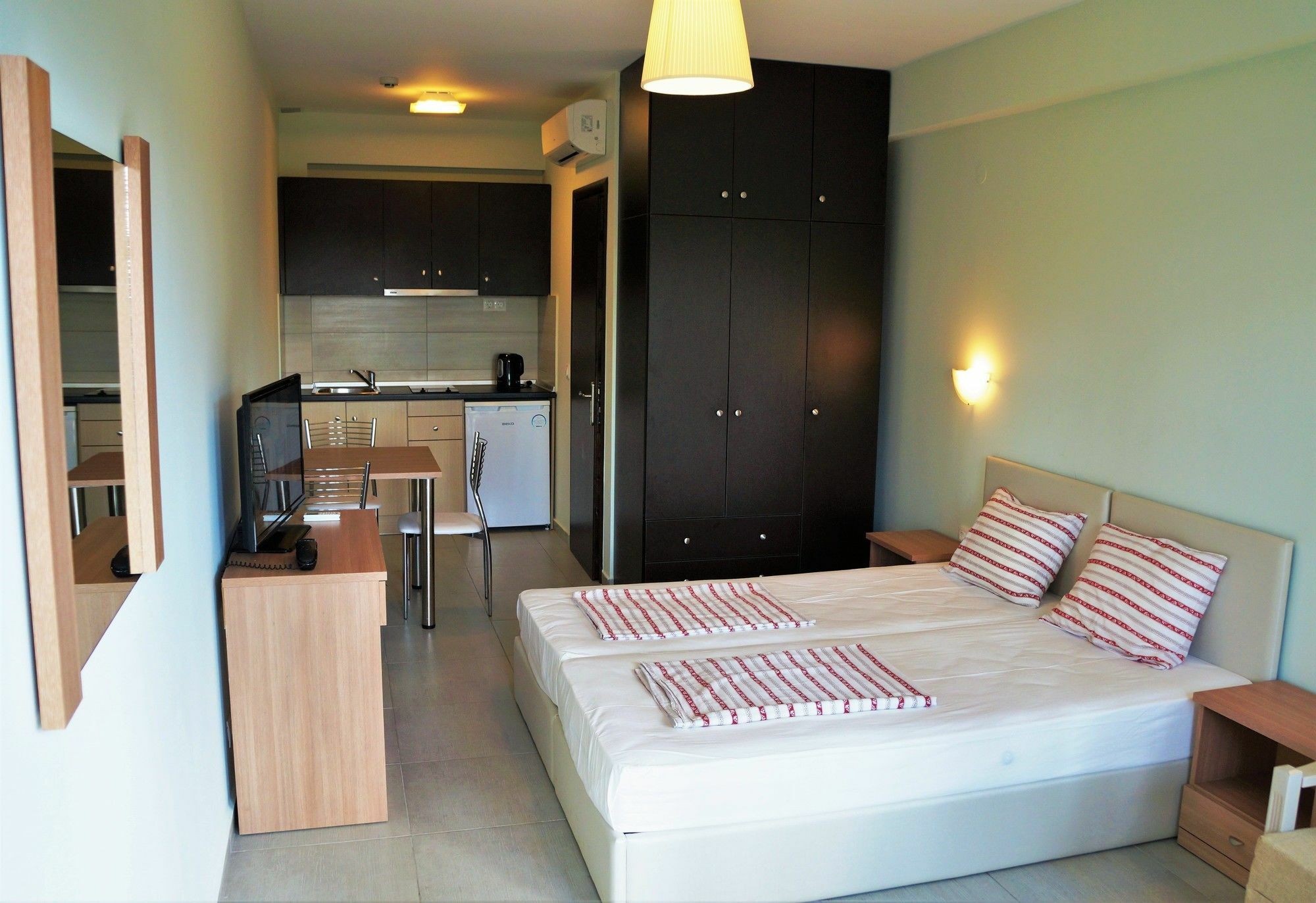 Apartment Holidays Nikiti (Sithonia)