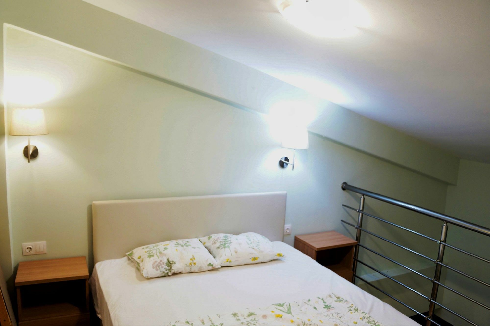 Apartment Holidays *
