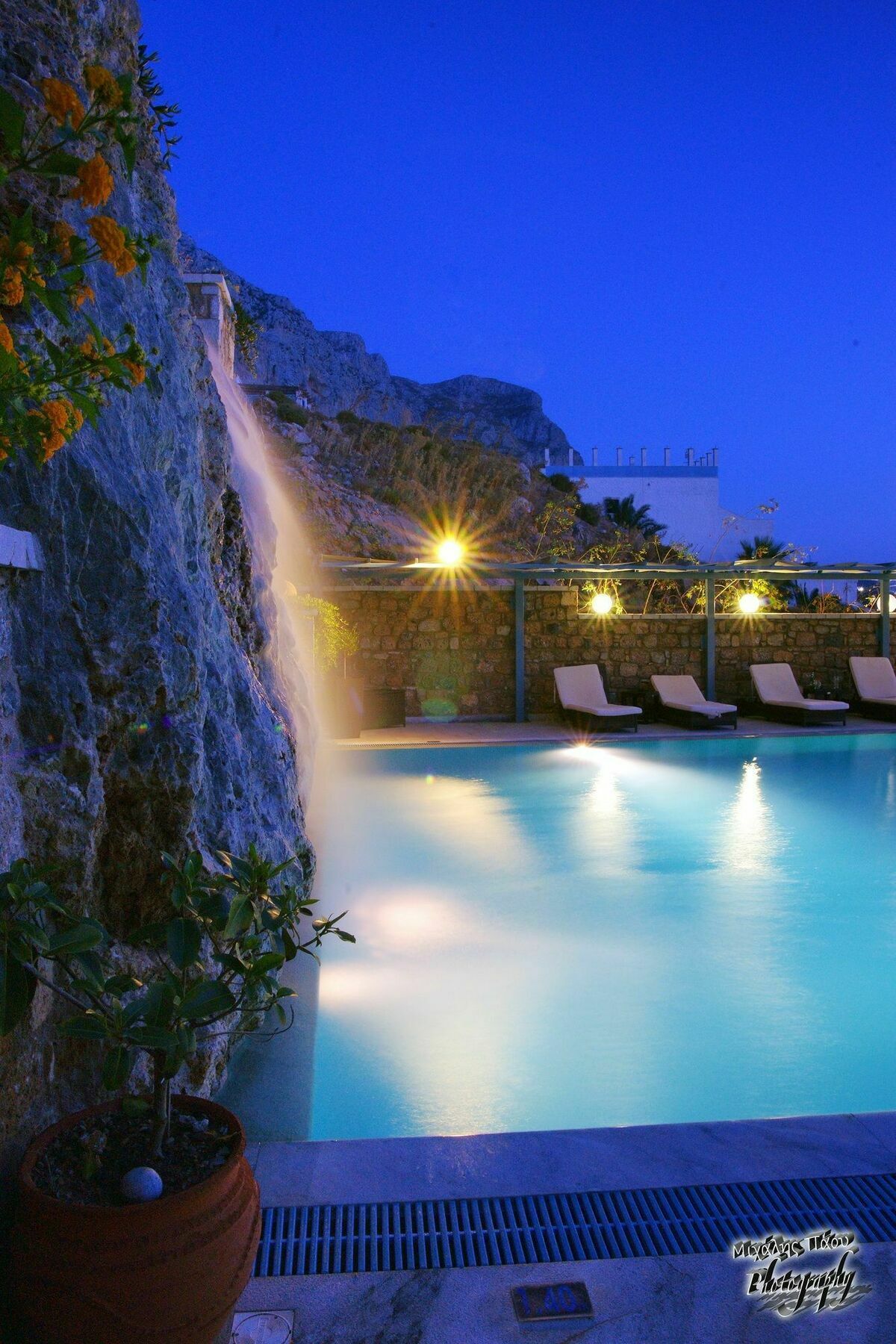 Elena Village Aparthotel 4*