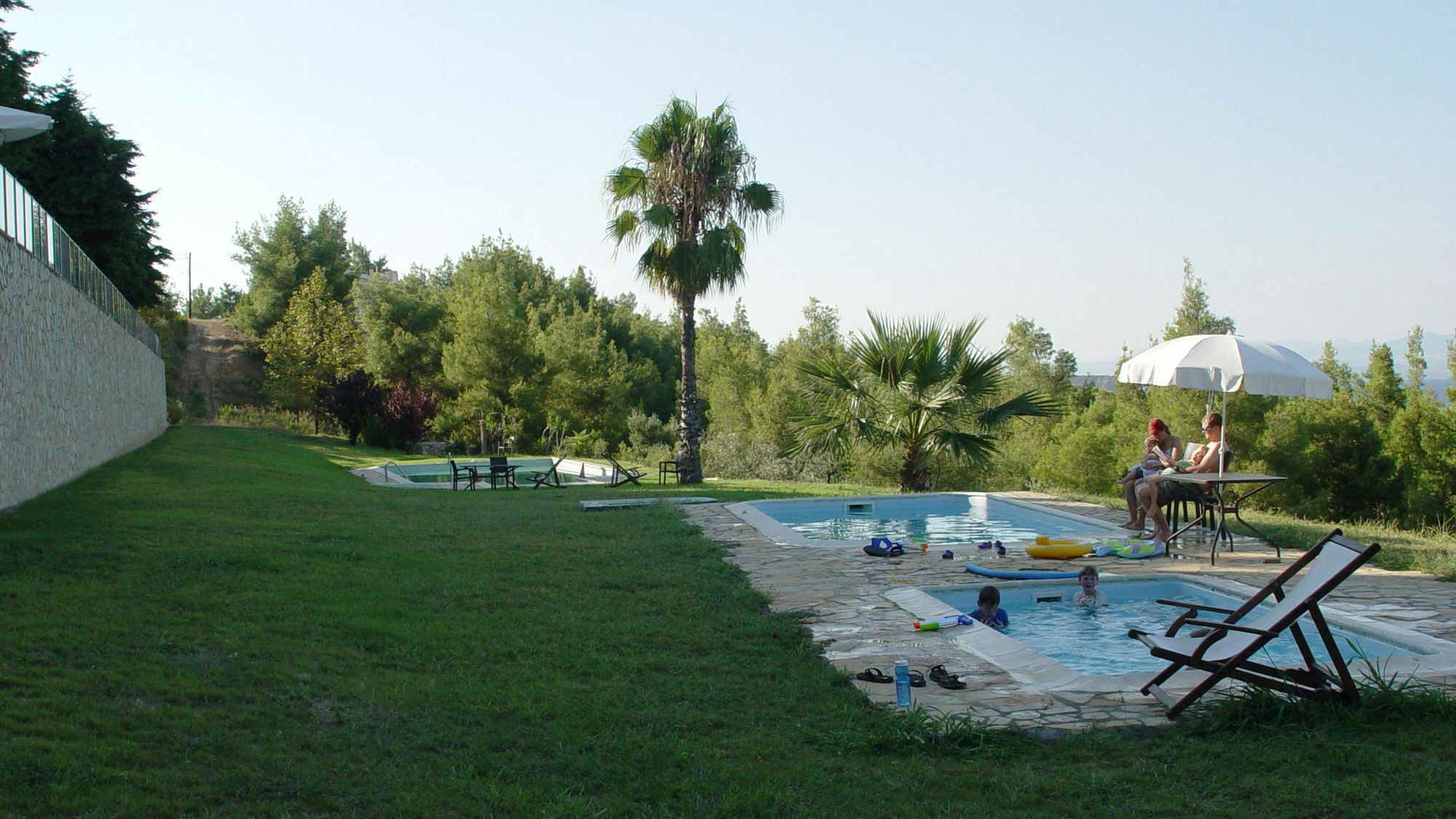Paressa Villa *