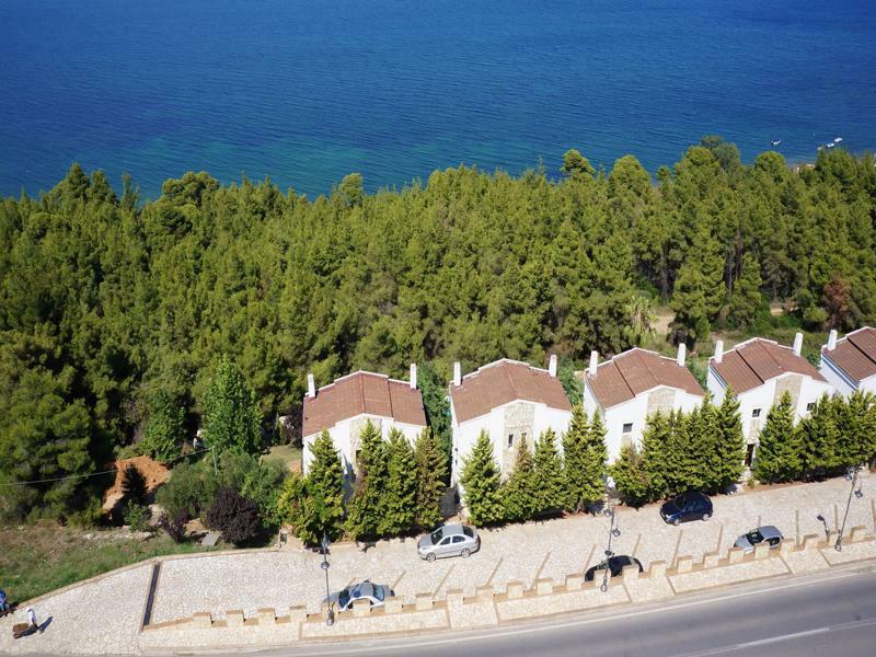 Paressa Villa