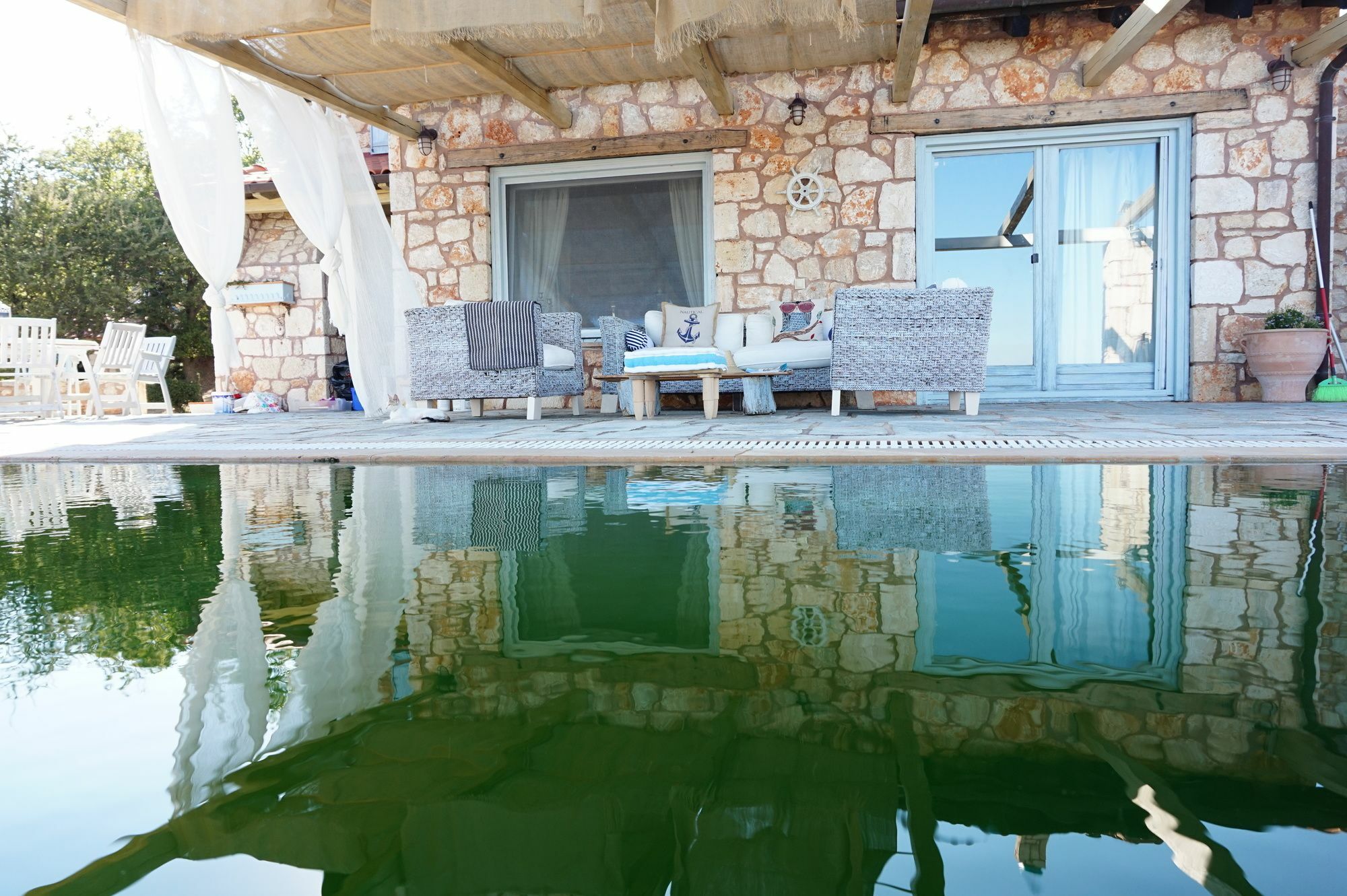 Des Hiboux A Egee Villa