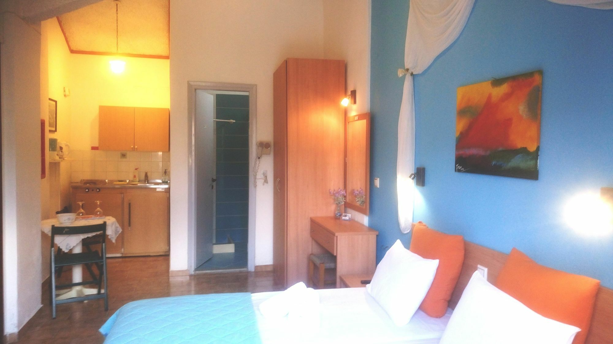 Amalthia * Skiathos Town