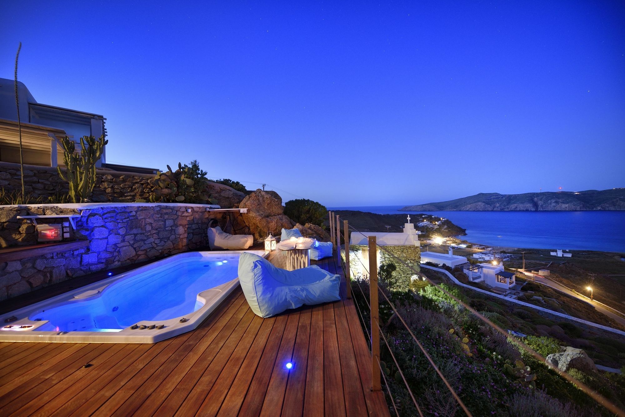 Aiolos Mykonos *