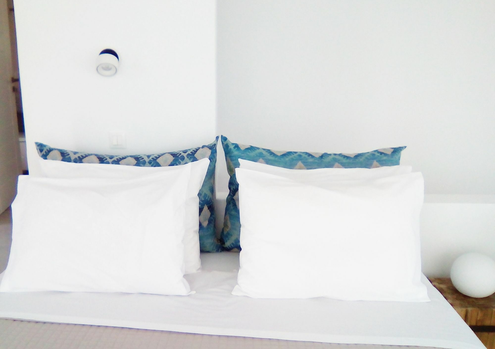 Mykonos Gemm 3*