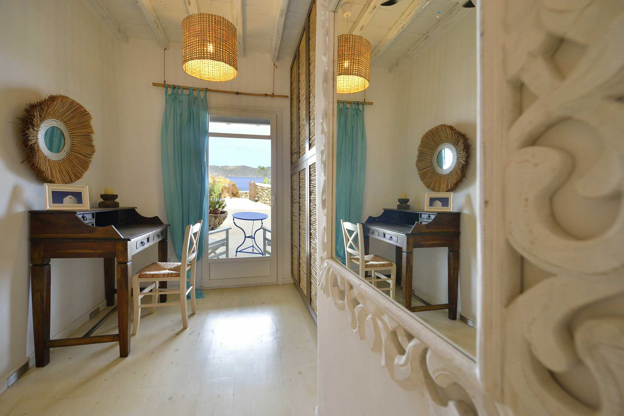 Aiolos Mykonos * Panormos (Mykonos)