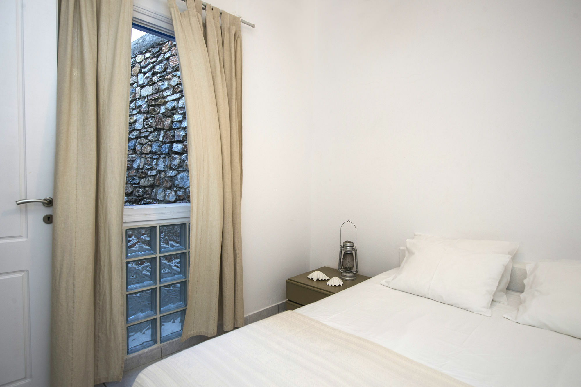 Cleopatra Homes Apartment