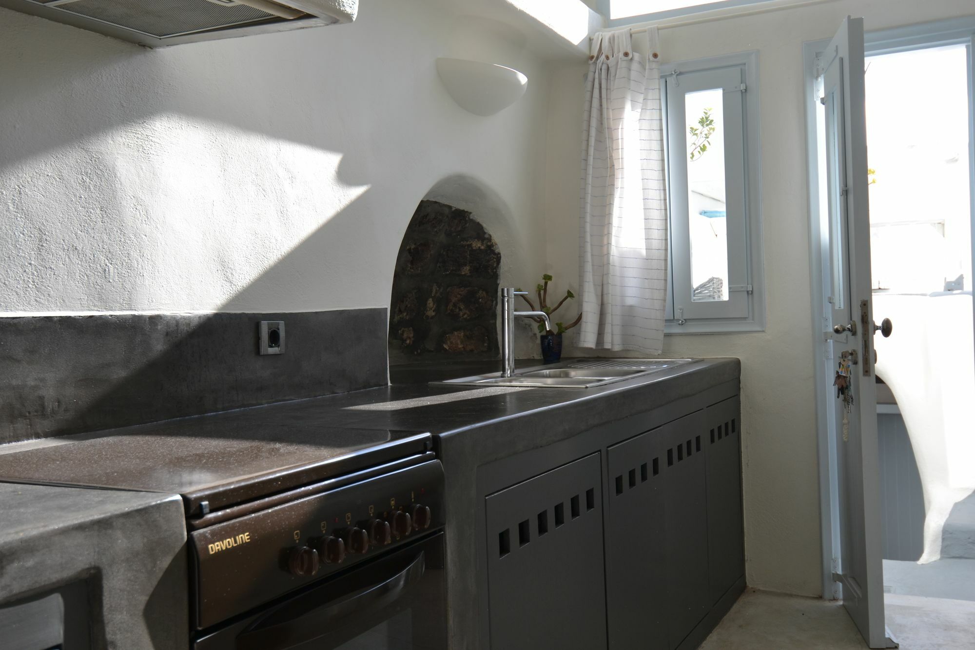 Christina's Cave House Fira (Santorini)
