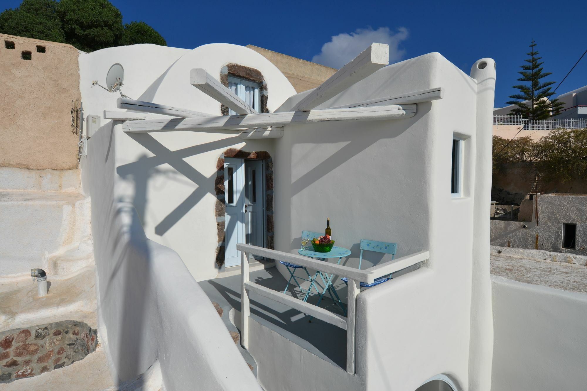Christina's Cave House * Fira (Santorini)