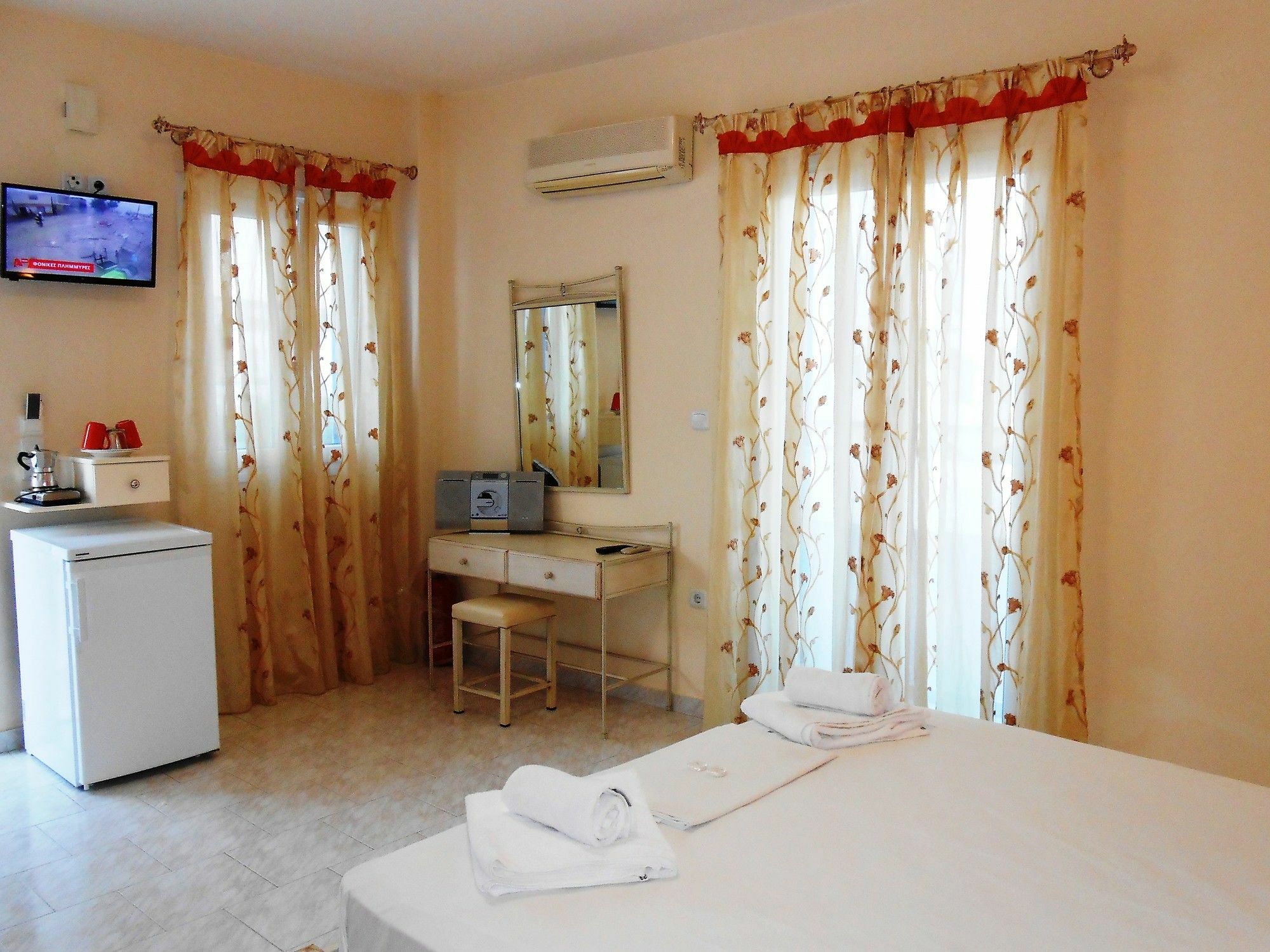 Livanios Apartment *