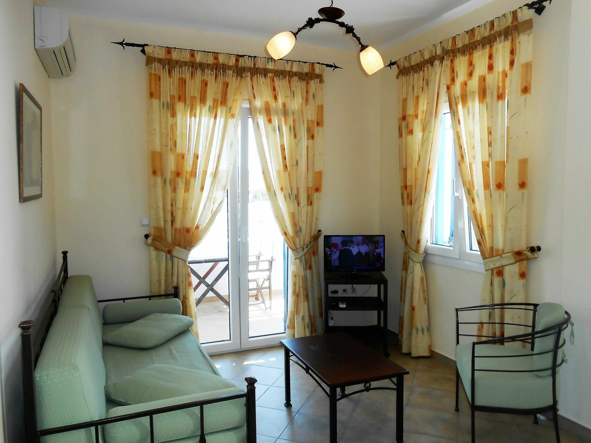 Apartment Livanios *