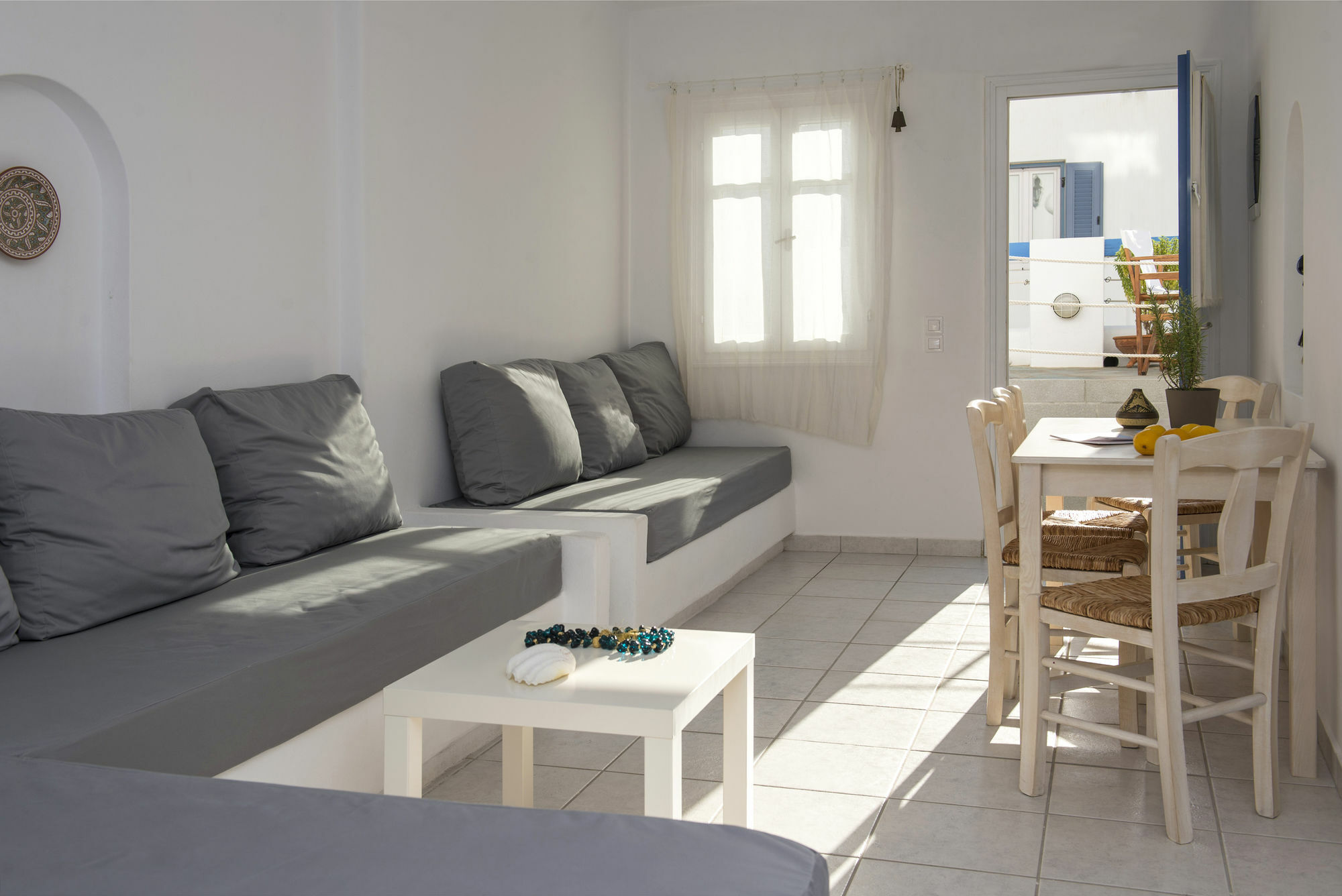 Apartment Cleopatra Homes