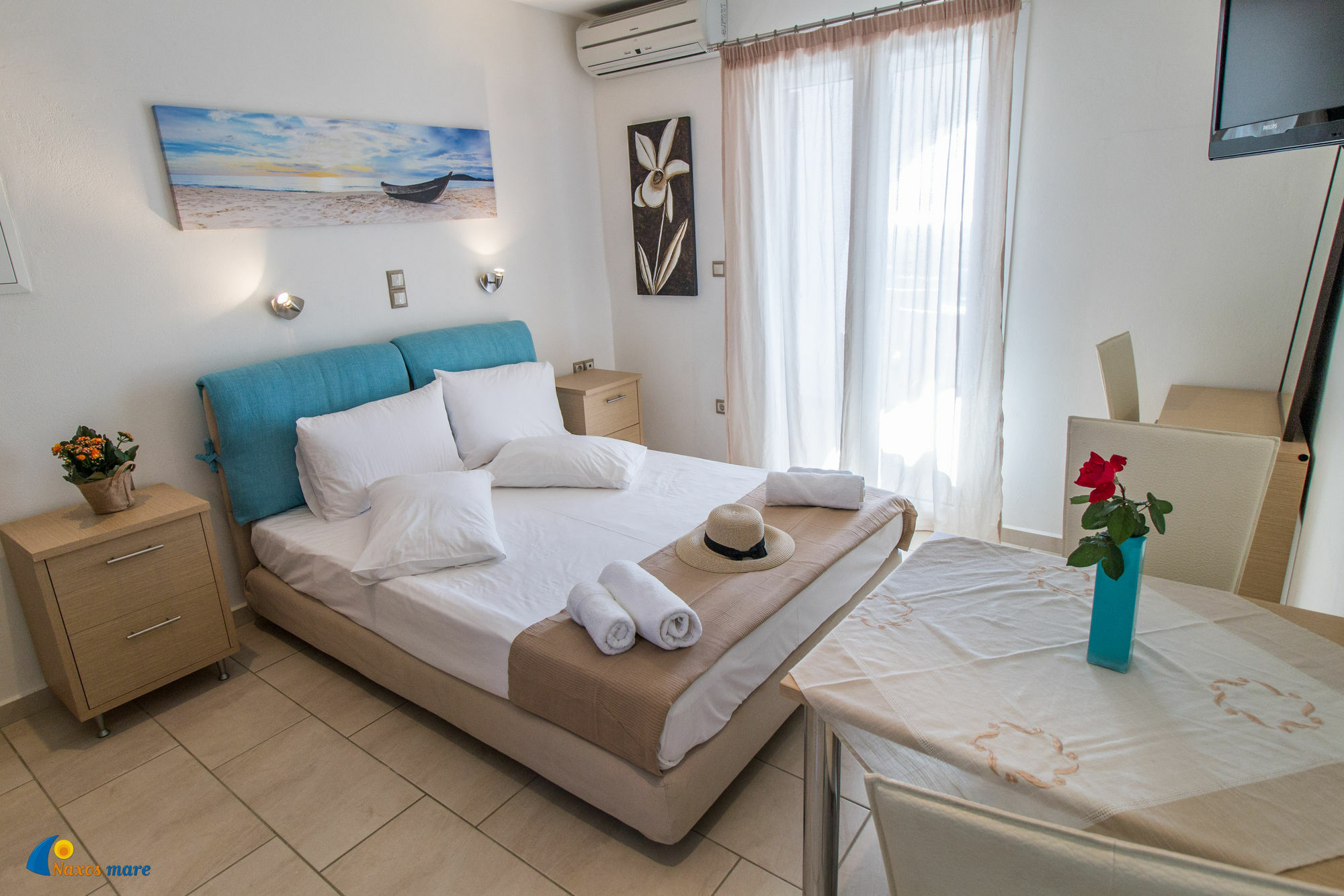 Naxos Mare Aparthotel 3*