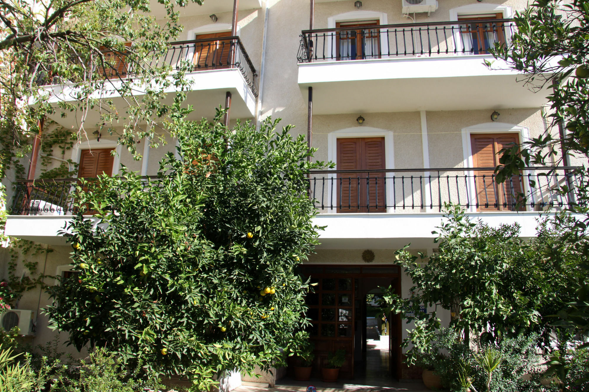 Oasis Apartment Tolo