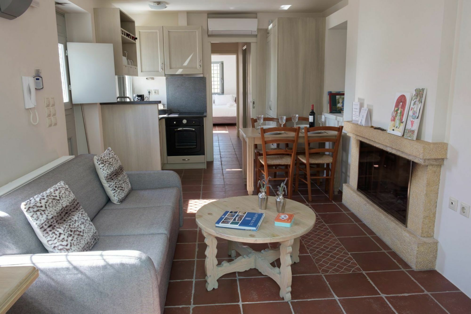 Traditional Grandma Vitsas Apartment