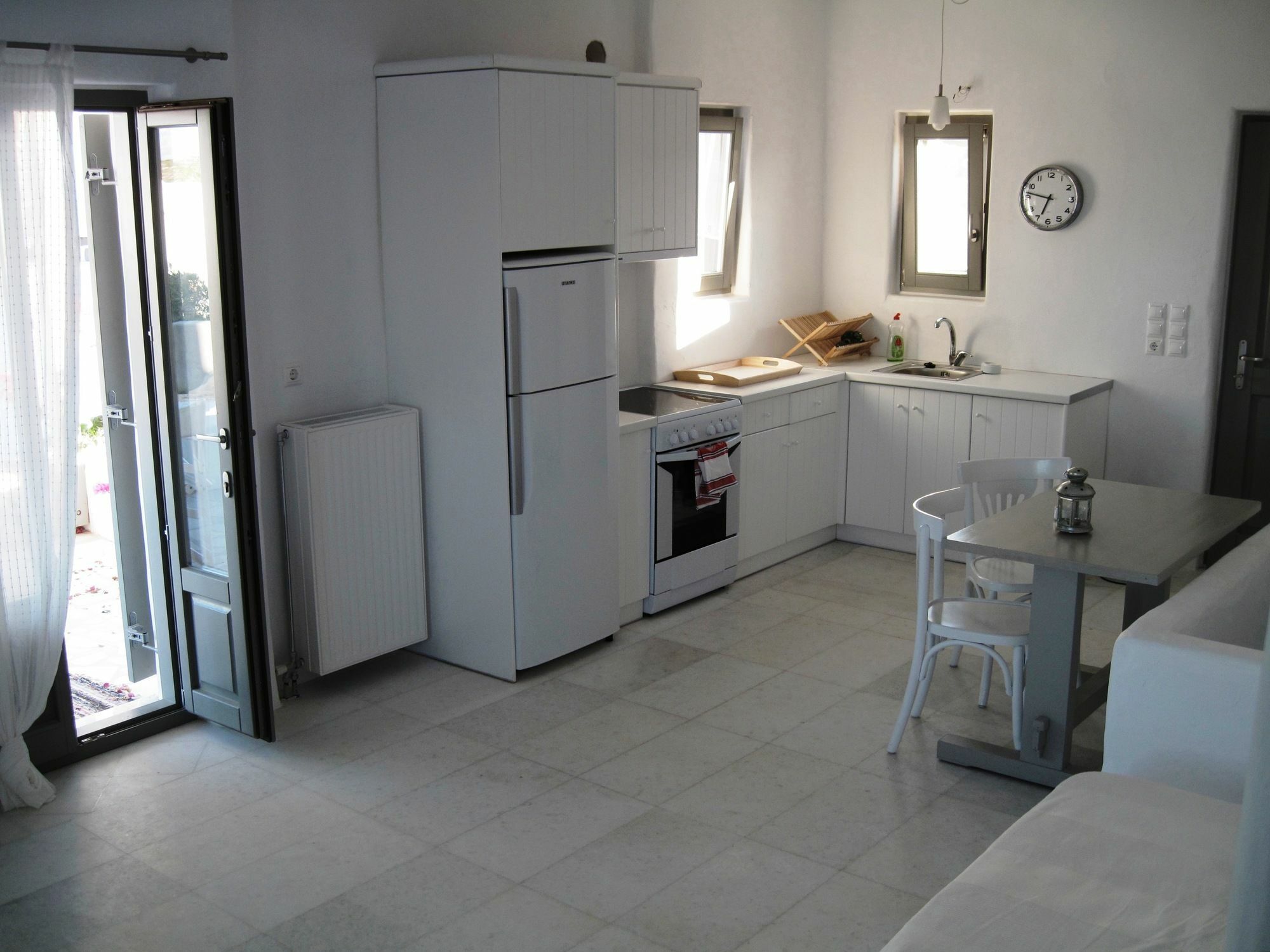 Aeraki Apartment