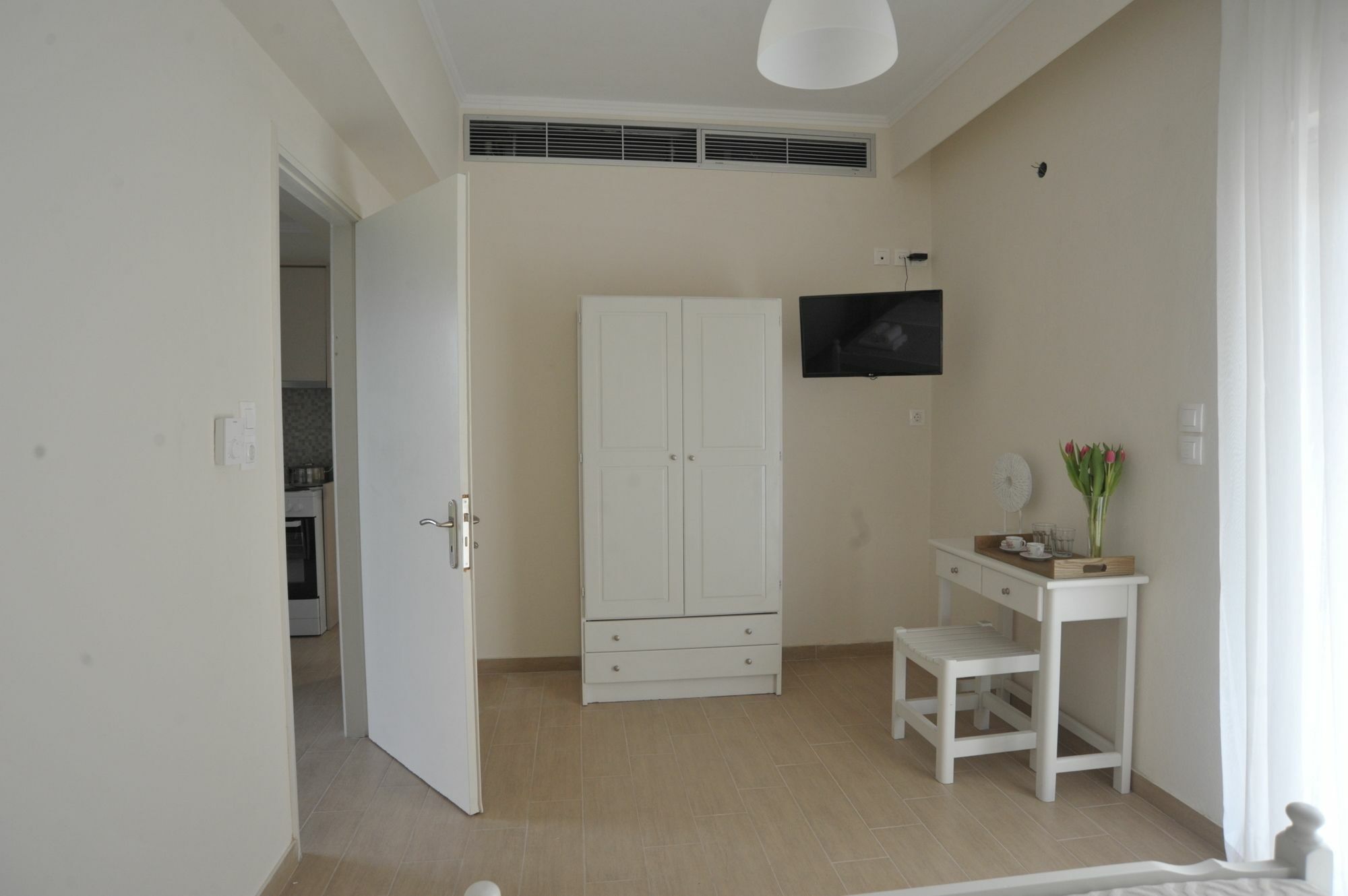Vanessa's & Kanali (Epirus)