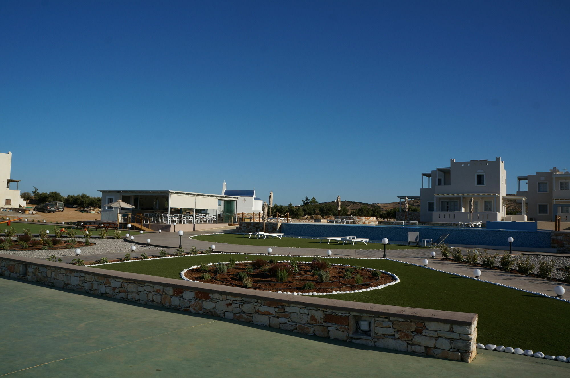 Pyrgaki Sun & Moon Luxury Suites Hotel