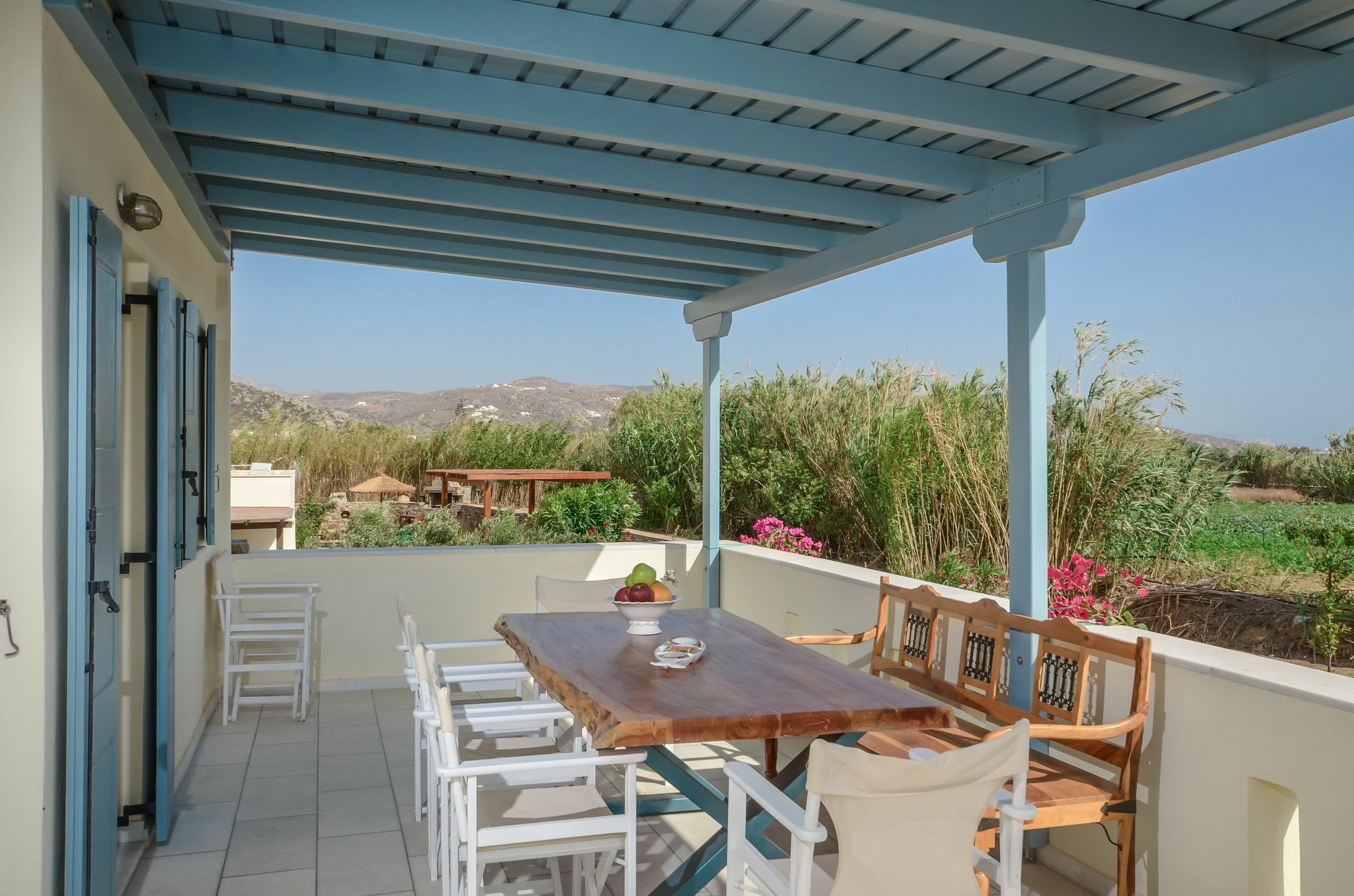 Seaside Naxos • *