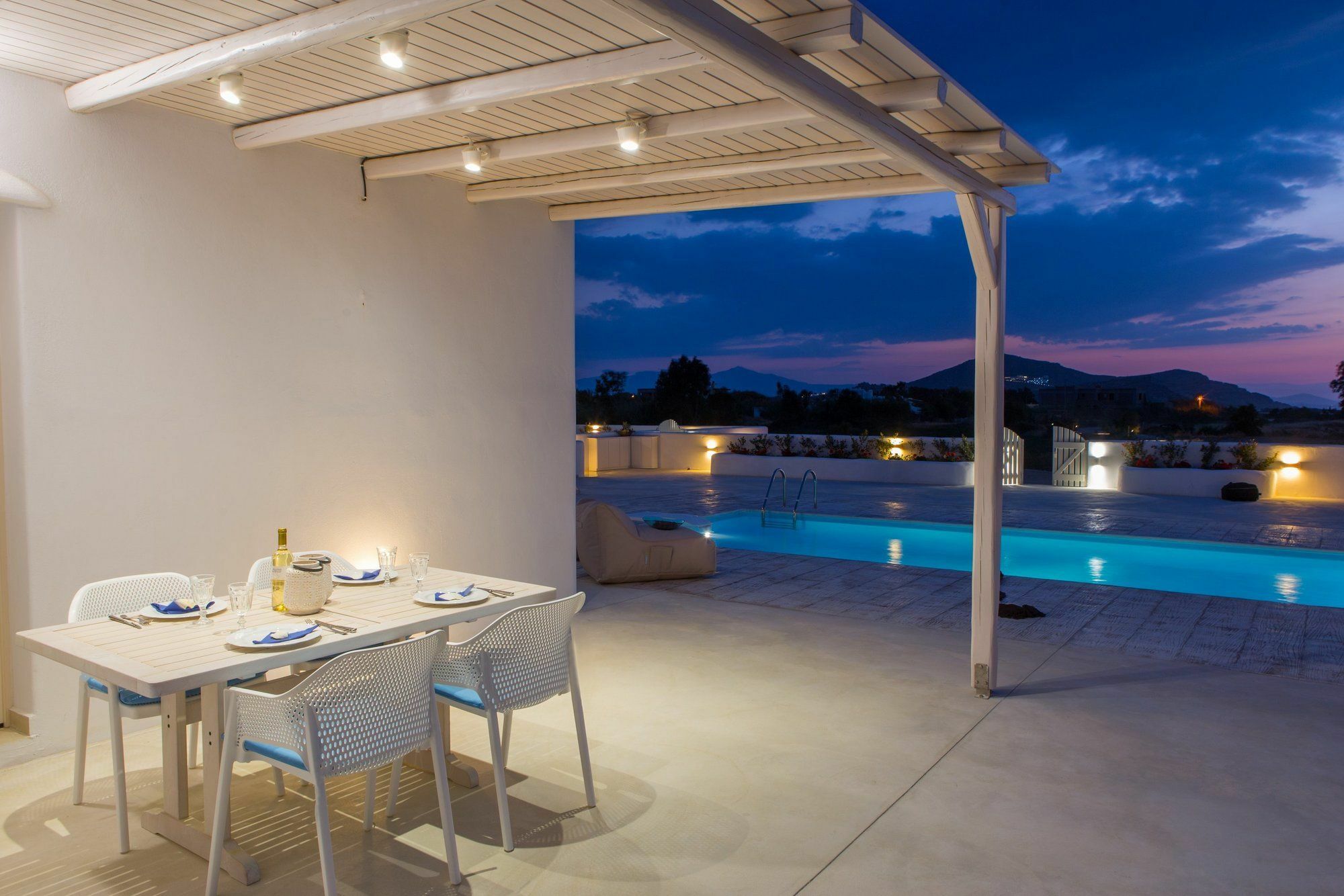 Naxian Lounge Villa *