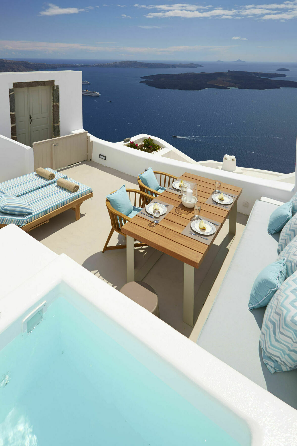 Olea Cave House Villa