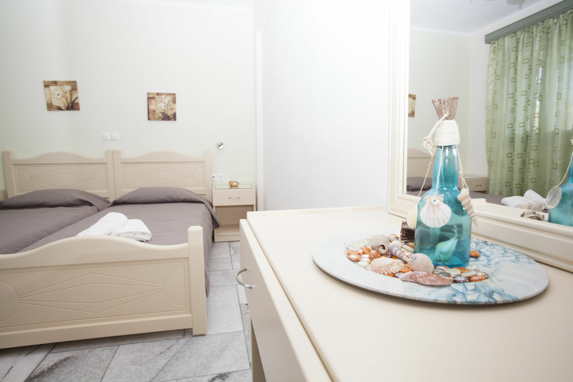 Apartment Kalados Studios *