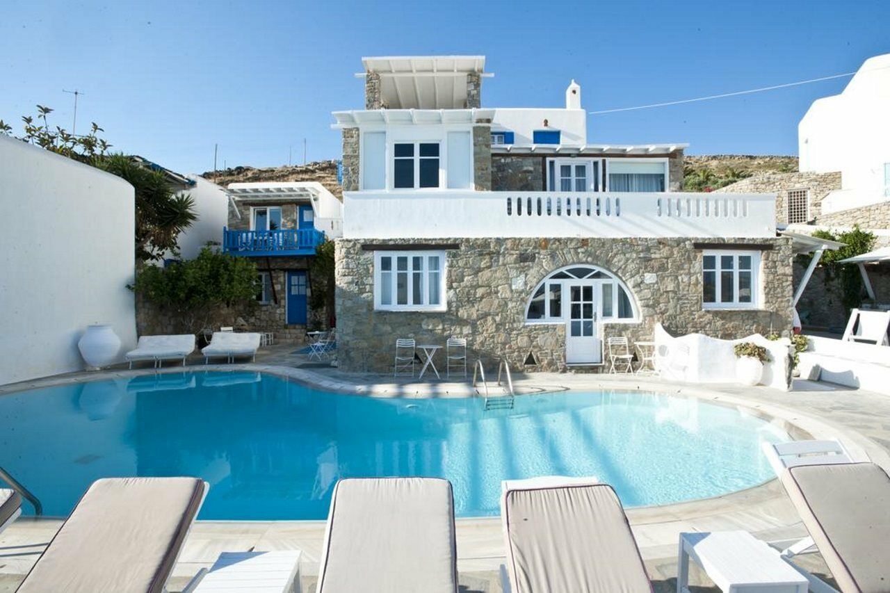 Voula S Economy * Agios Ioannis Diakoftis