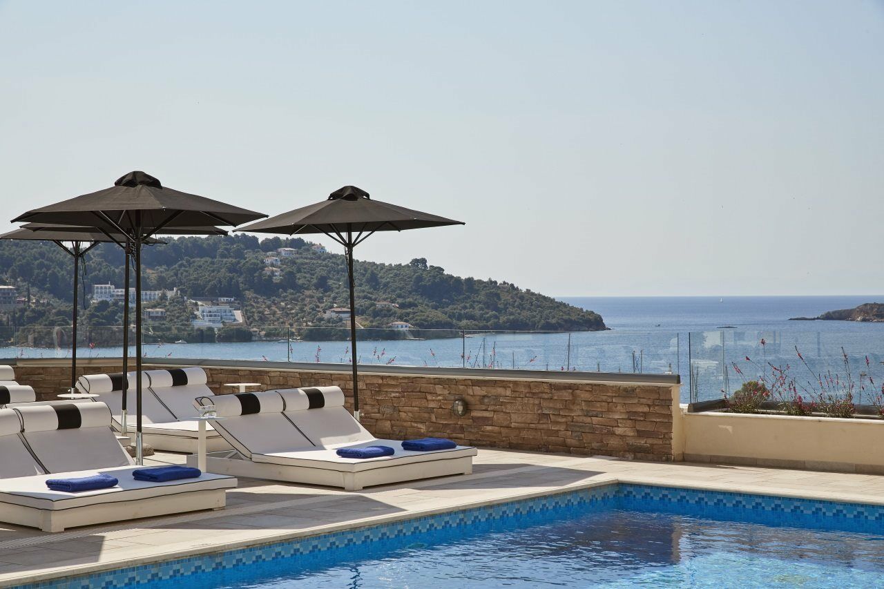 Aparthotel Living 3*