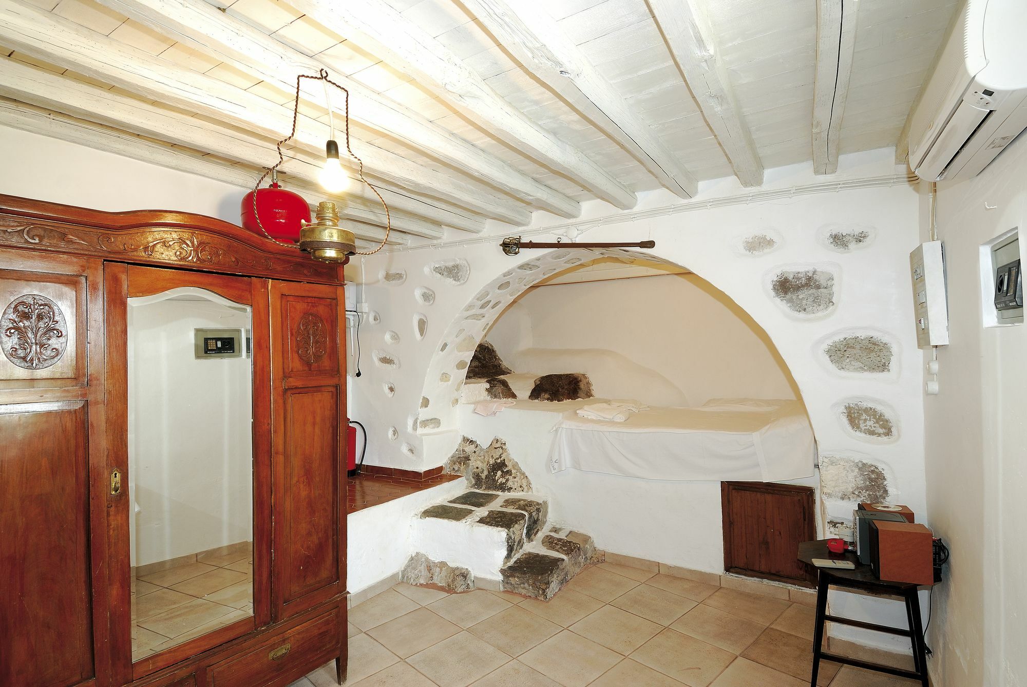 Kastro Milos Plaka (Milos)