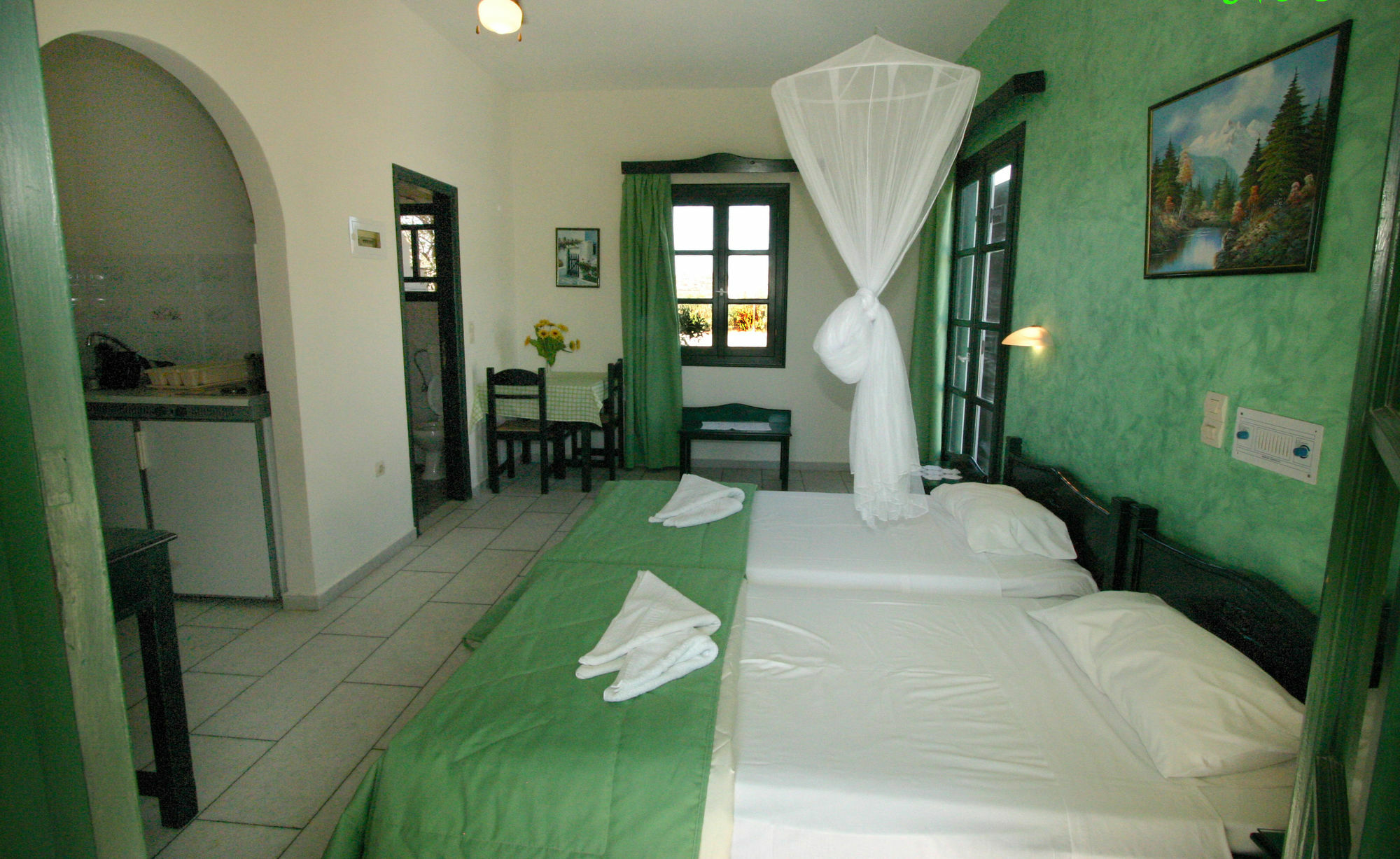 Apartment Vrettos Beachfront *