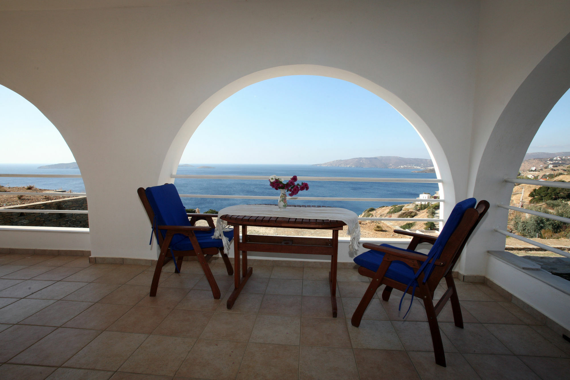 Hotel St. George Andros Village Batsi (Andros)