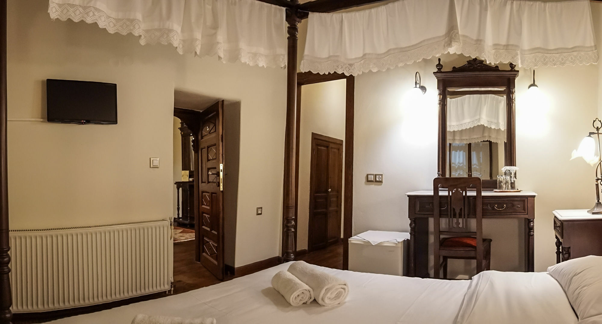 Guest house Traditional Mansion Evilion 4*