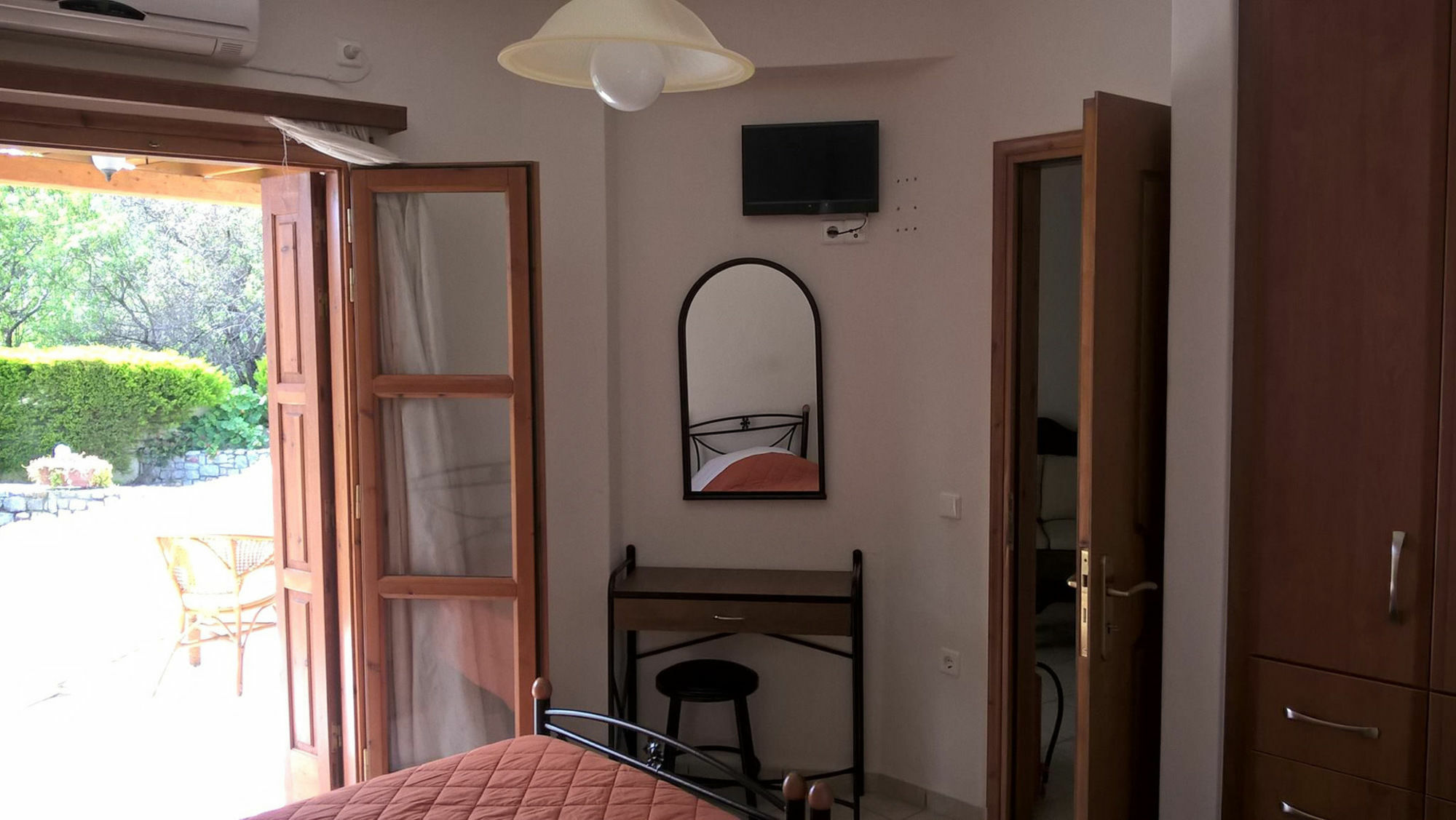 Apartment To Pithari