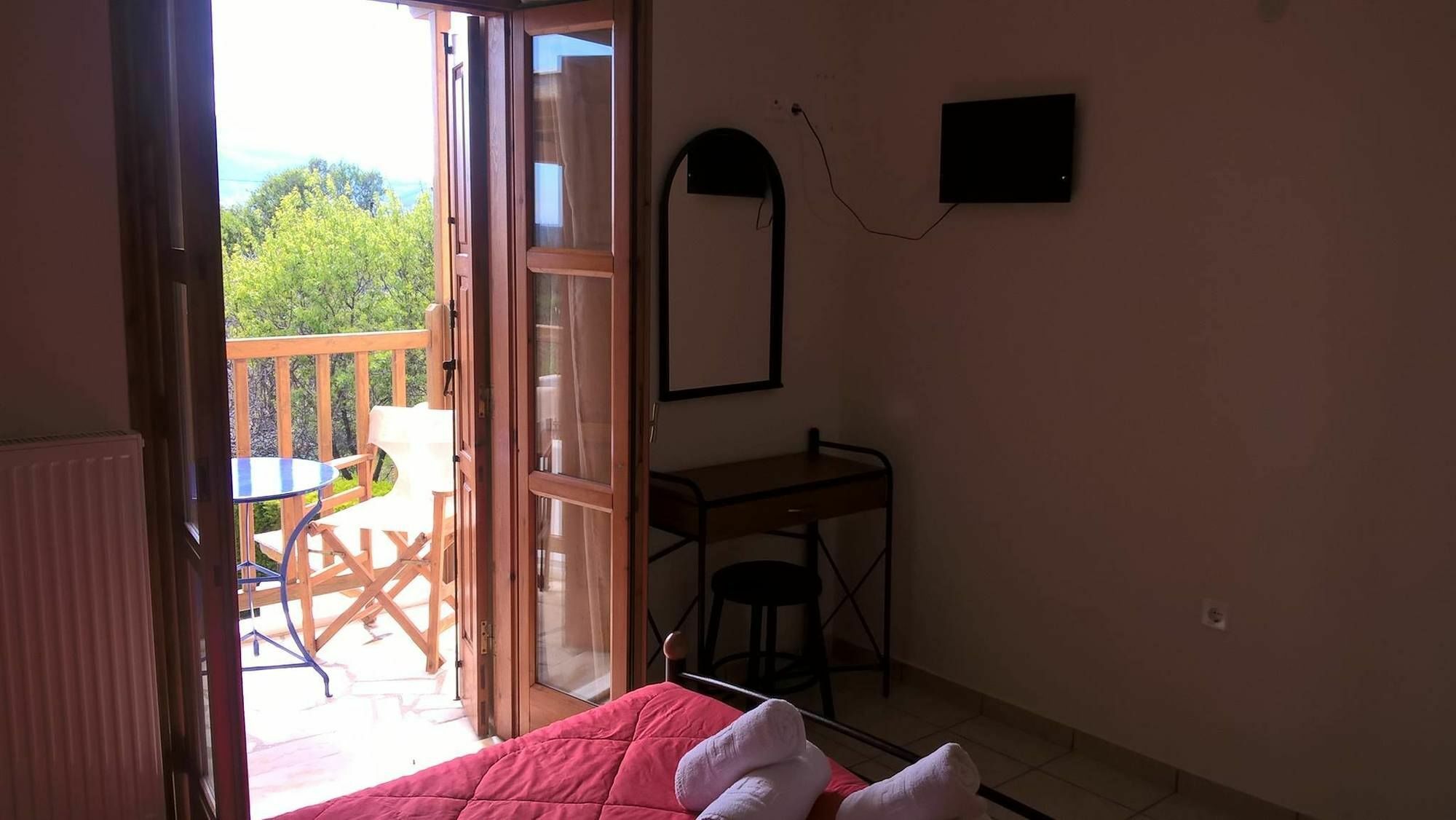 To Pithari Apartment Skyros