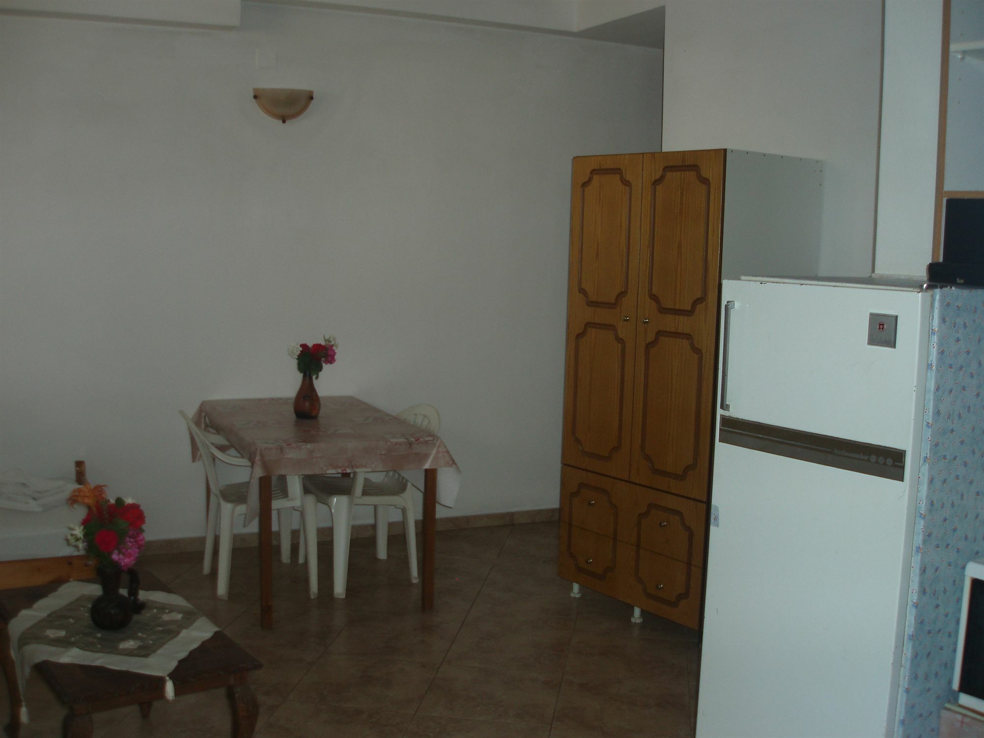 Hellen Apartment *