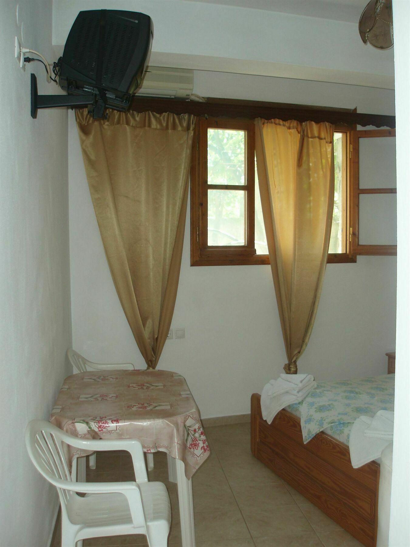 Hellen Apartment