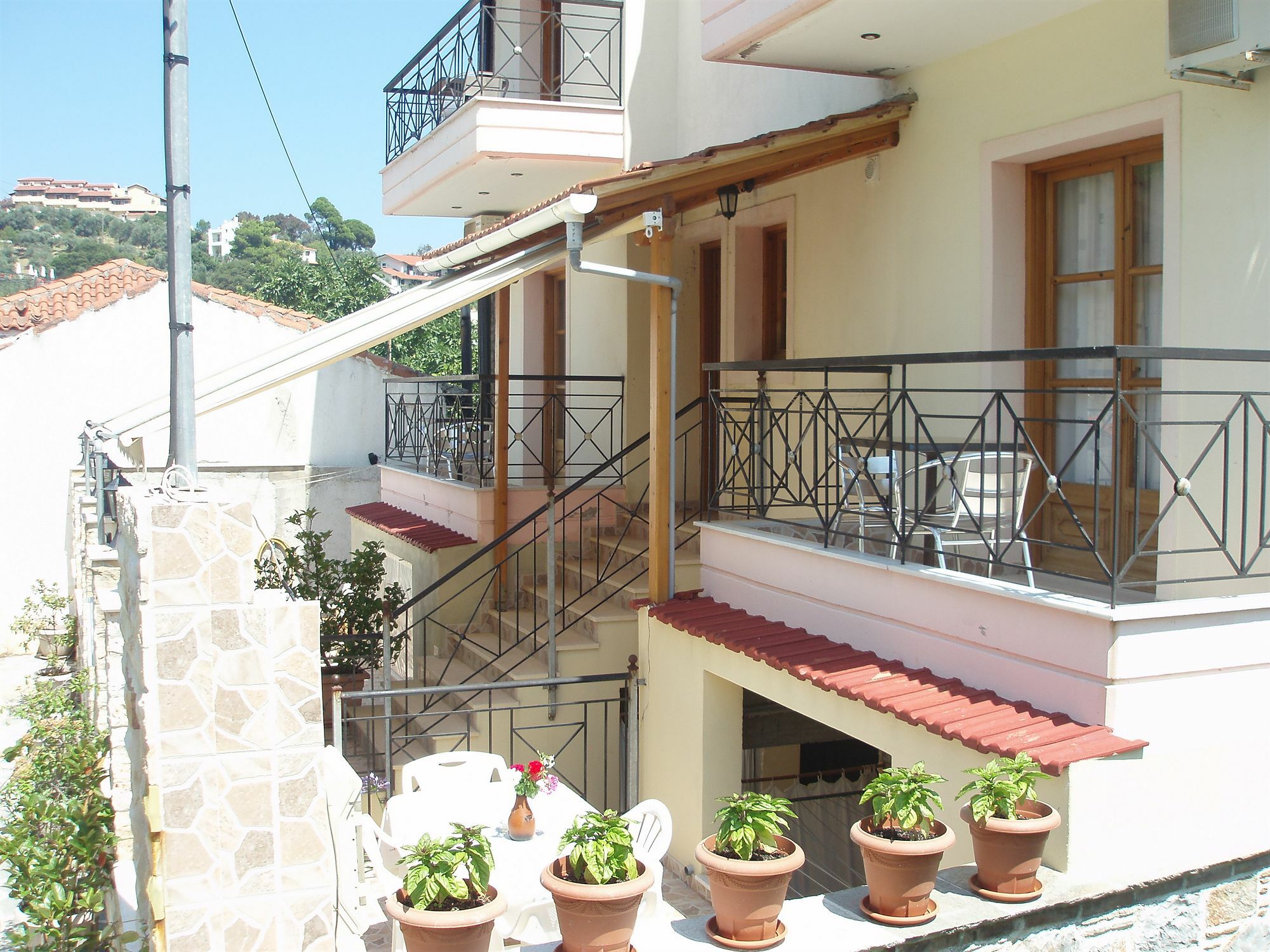 Hellen Megali Ammos (Skiathos)