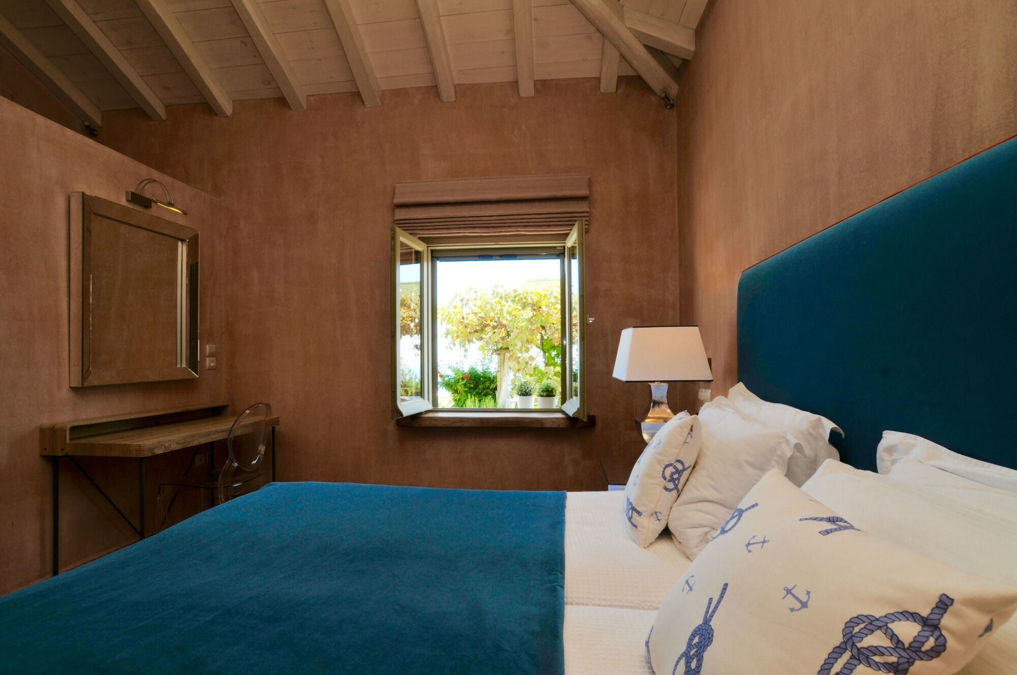 Paparouna Villa