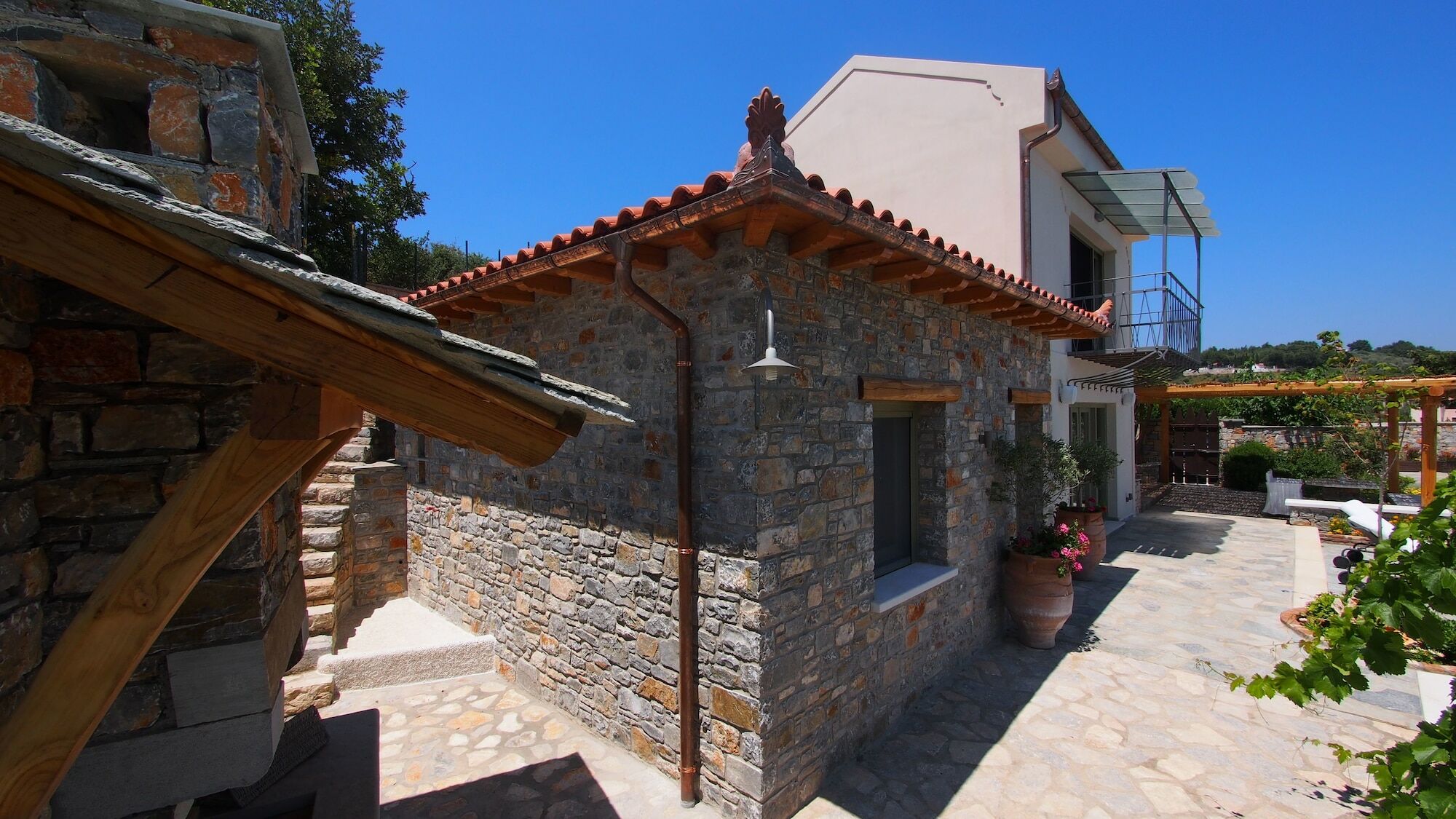 Paparouna Villa *