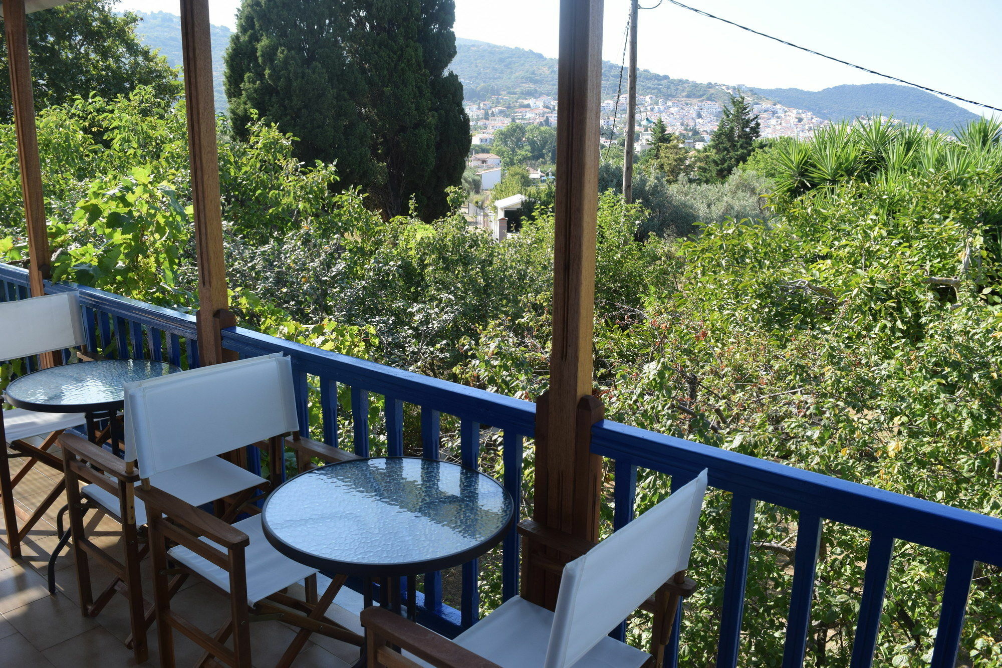 Christinis Guest * Skopelos Town