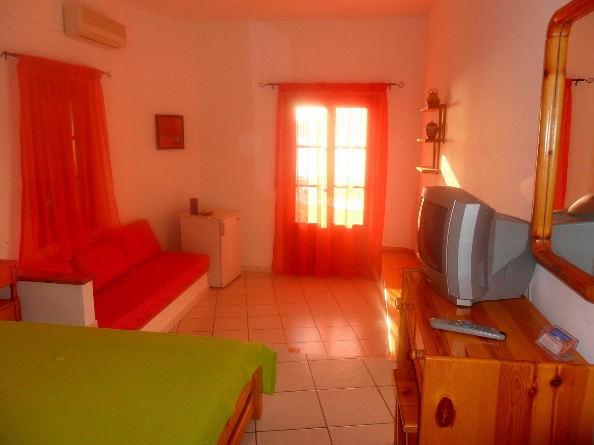 Froudi Guest house 2*