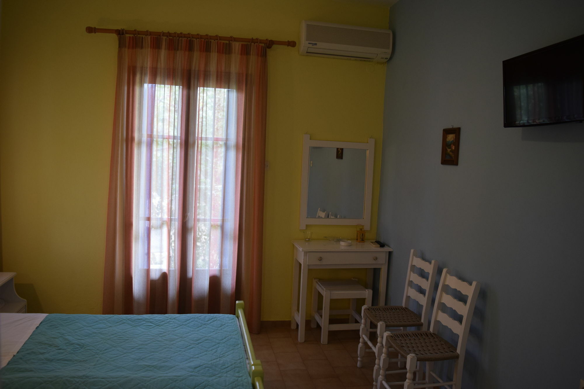 Christinis Guest Skopelos Town