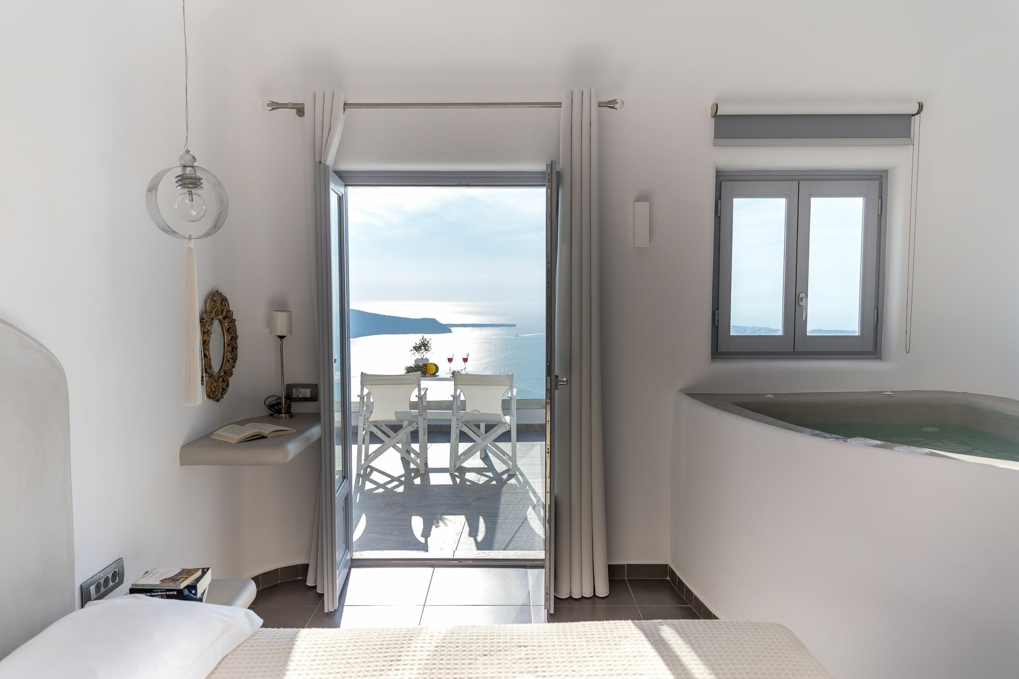 Unique Villa Imerovigli (Santorini)